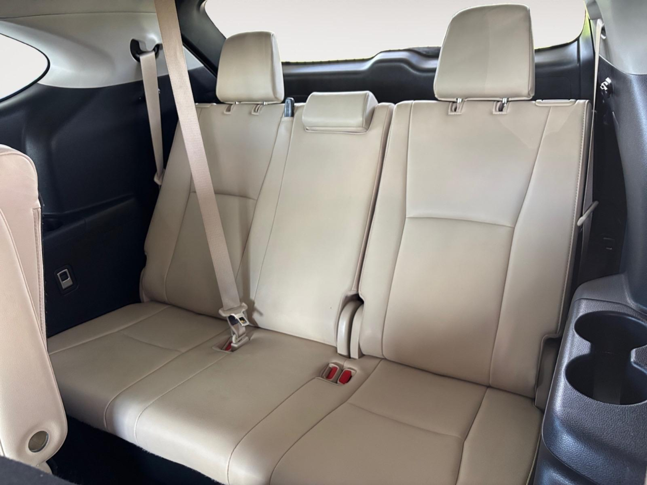 2020 Toyota Highlander Limited photo 25
