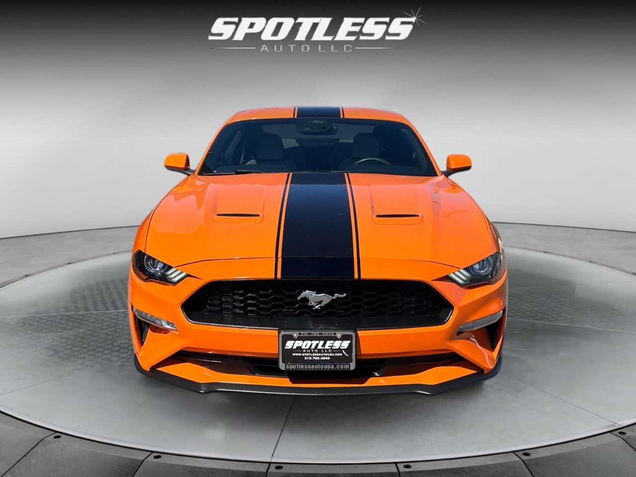 2020 Ford Mustang EcoBoost photo 4