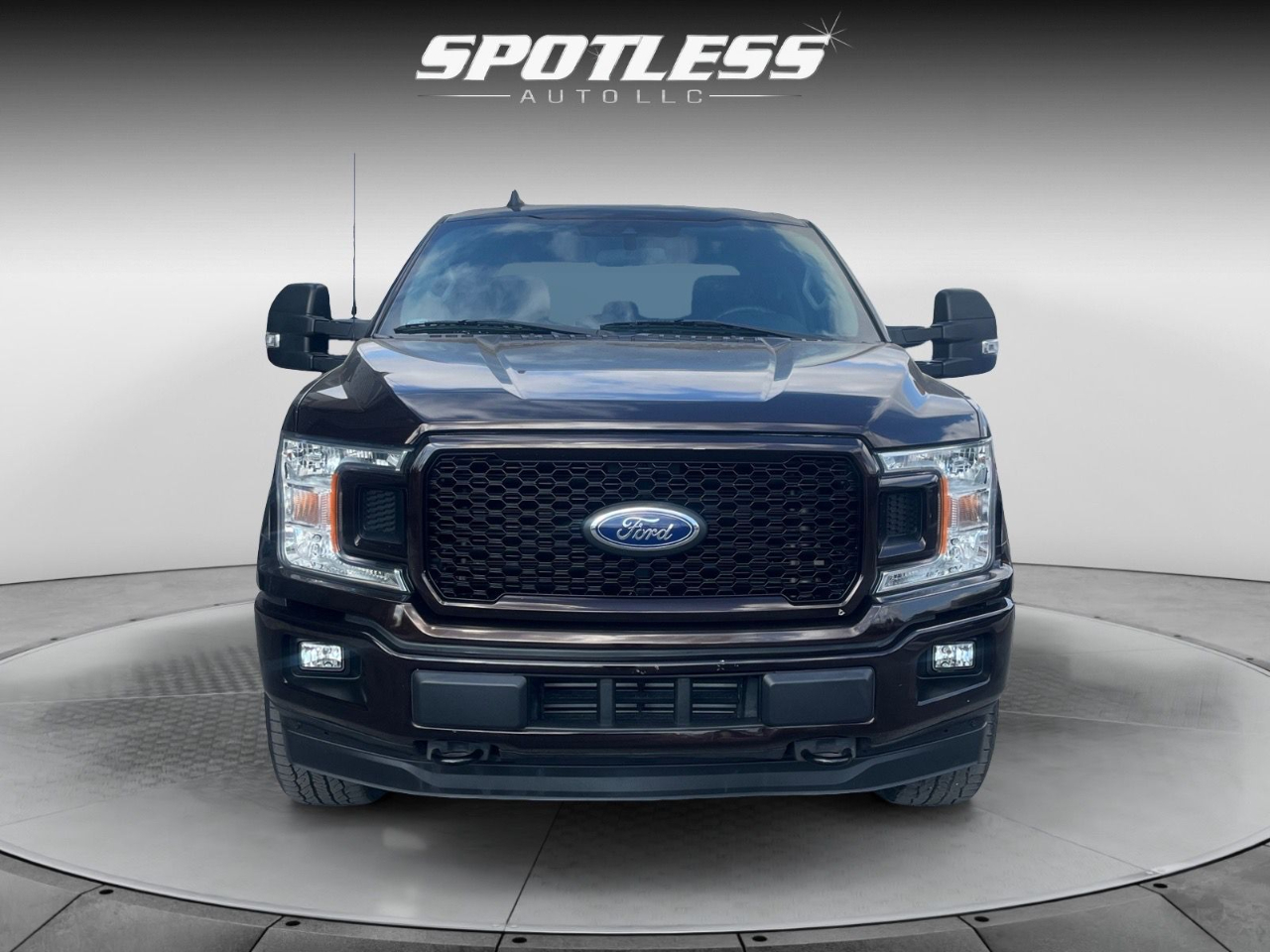 Ford F-150 XL SuperCrew 5.5-ft. Bed 4WD 2020 Ford F-150 XL SuperCrew 5.5-ft. Bed 4WD 2020