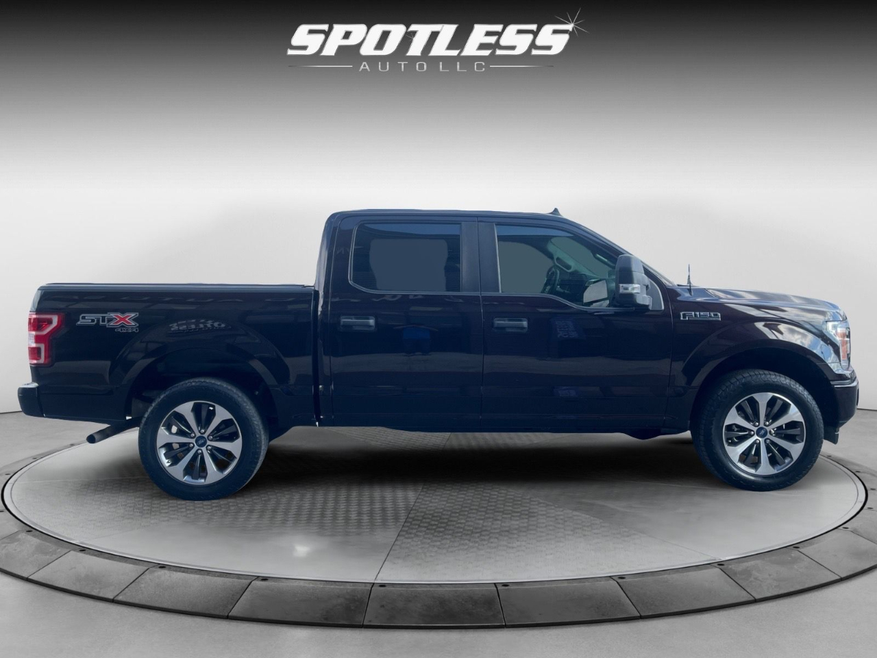 Ford F-150 XL SuperCrew 5.5-ft. Bed 4WD 2020 Ford F-150 XL SuperCrew 5.5-ft. Bed 4WD 2020