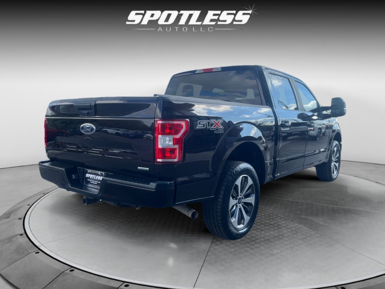 Ford F-150 XL SuperCrew 5.5-ft. Bed 4WD 2020 Ford F-150 XL SuperCrew 5.5-ft. Bed 4WD 2020