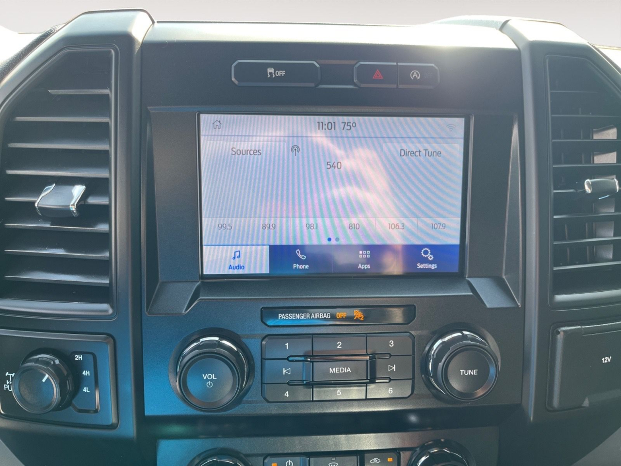 Ford F-150 XL SuperCrew 5.5-ft. Bed 4WD 2020 Ford F-150 XL SuperCrew 5.5-ft. Bed 4WD 2020