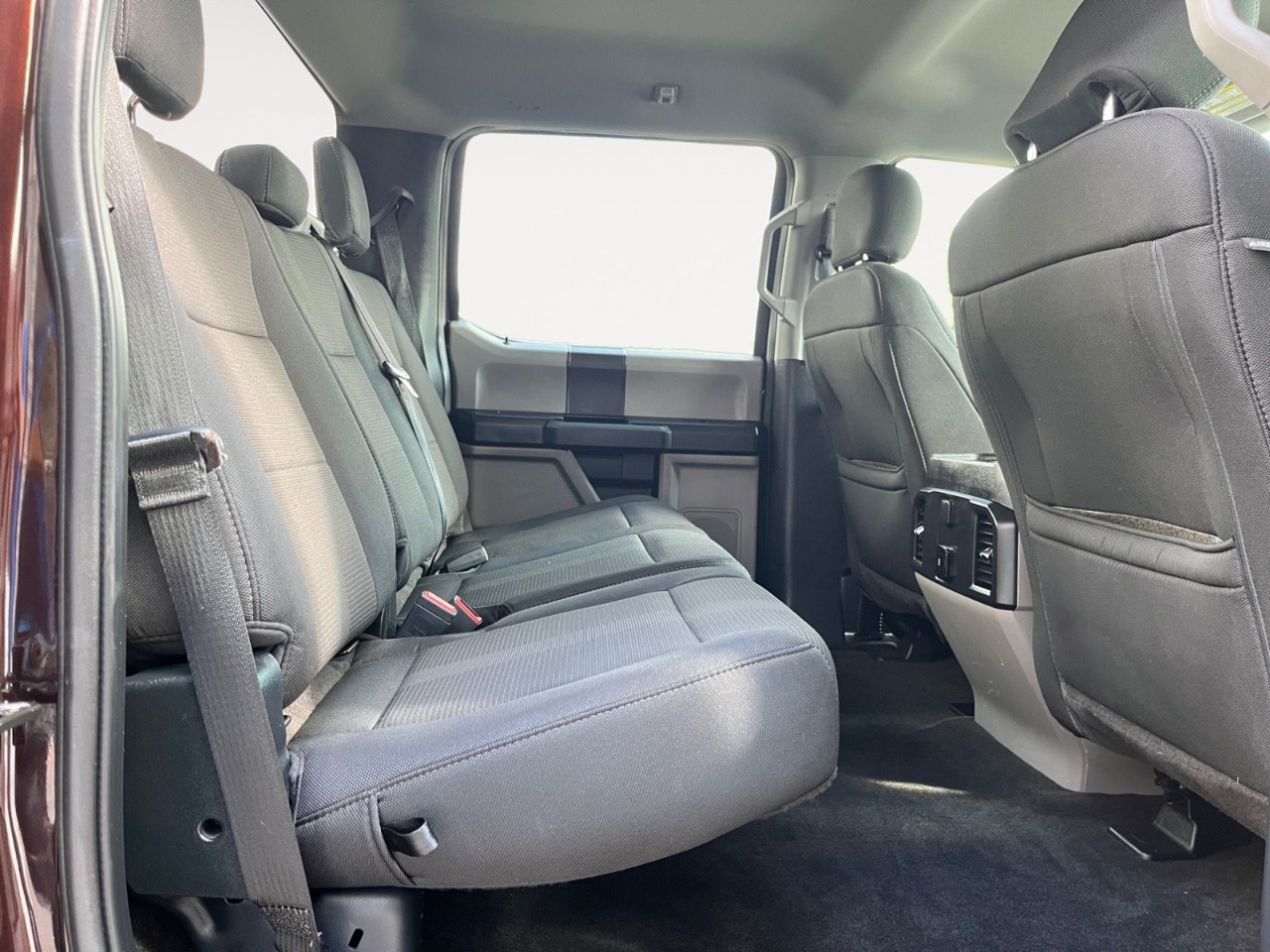 Ford F-150 XL SuperCrew 5.5-ft. Bed 4WD 2020 Ford F-150 XL SuperCrew 5.5-ft. Bed 4WD 2020