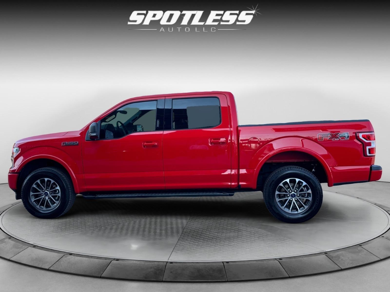 Ford F-150 XLT SuperCrew 5.5-ft. Bed 4WD 2018 Ford F-150 XLT SuperCrew 5.5-ft. Bed 4WD 2018