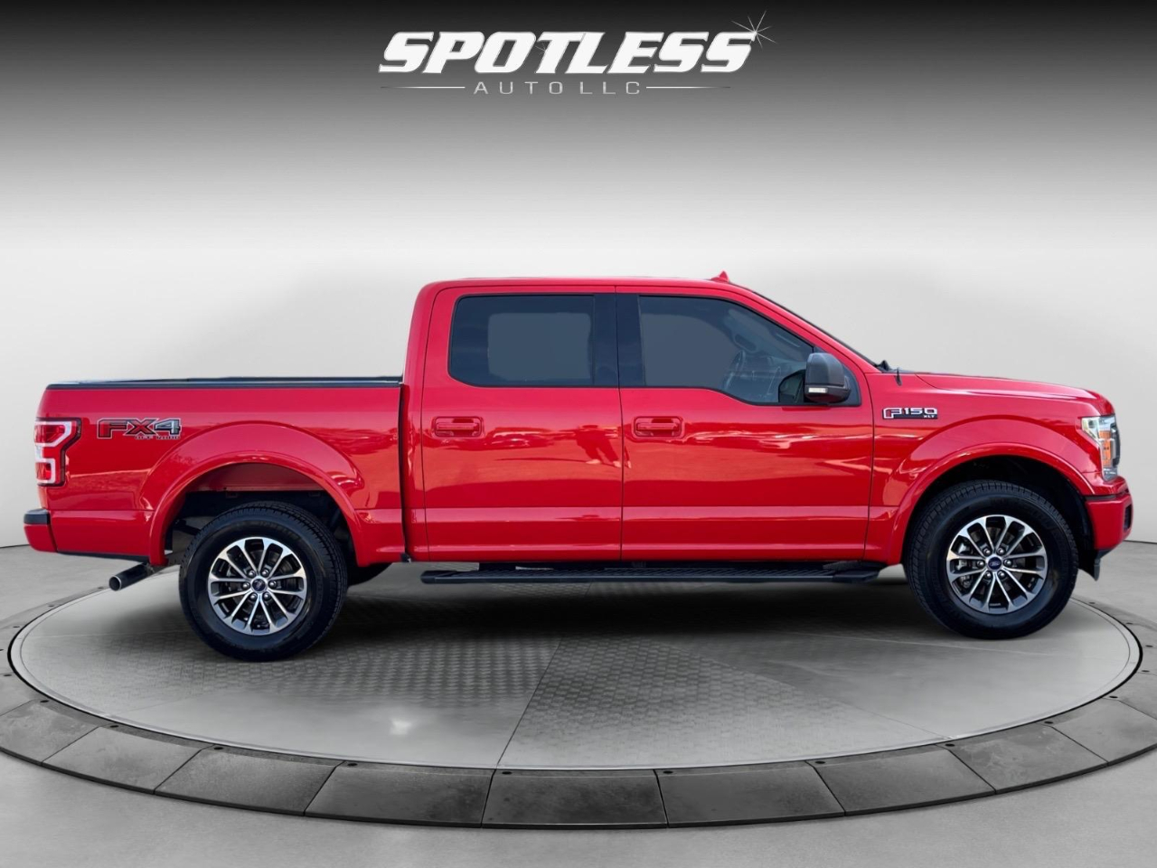 Ford F-150 XLT SuperCrew 5.5-ft. Bed 4WD 2018 Ford F-150 XLT SuperCrew 5.5-ft. Bed 4WD 2018