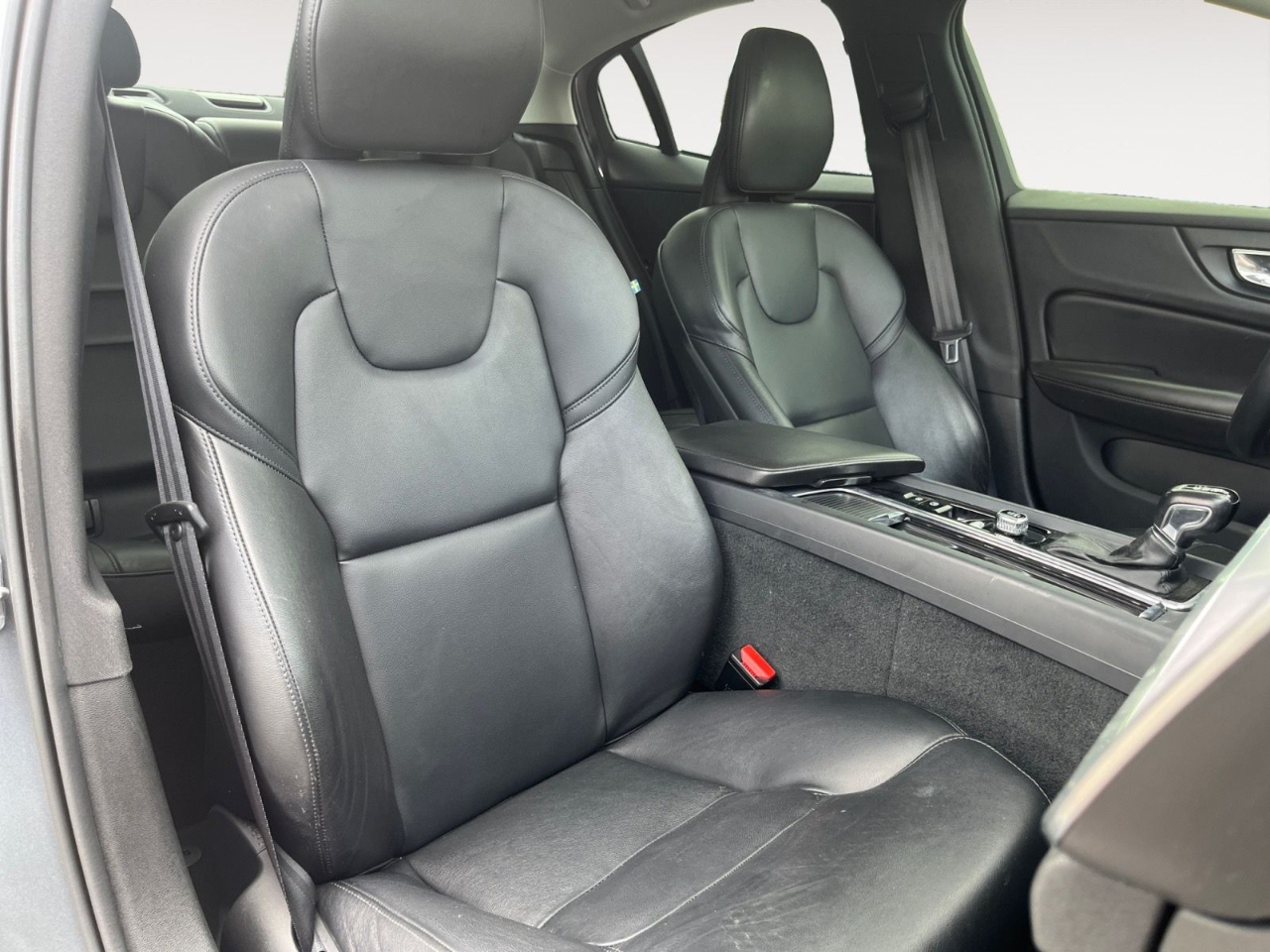 Volvo S60 T5 Momentum 2019 Volvo S60 T5 Momentum 2019