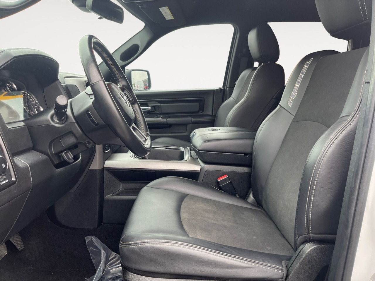 RAM 1500 Rebel Crew Cab SWB 4WD 2018 RAM 1500 Rebel Crew Cab SWB 4WD 2018