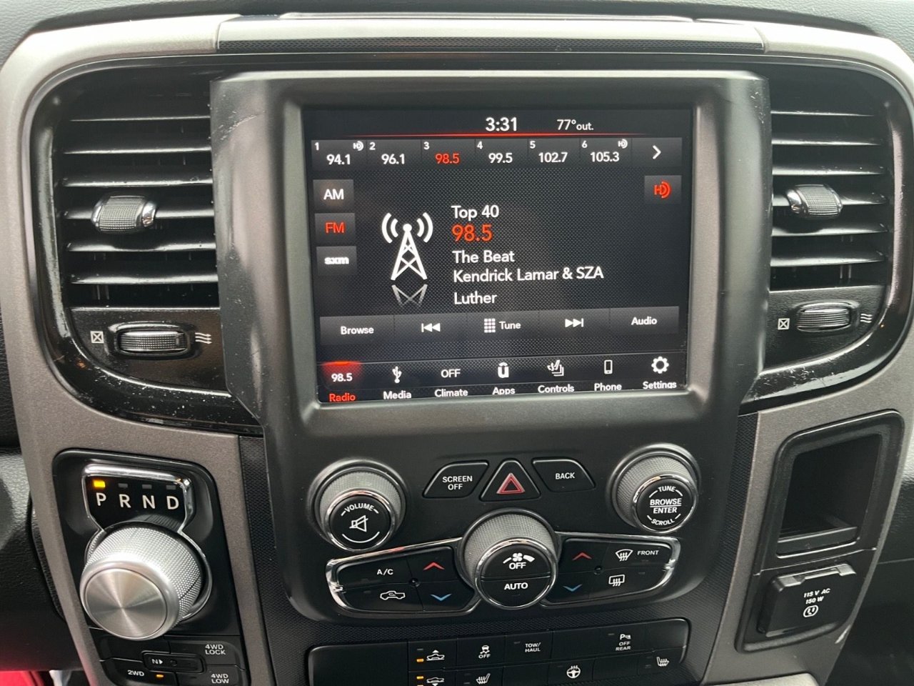 RAM 1500 Rebel Crew Cab SWB 4WD 2018 RAM 1500 Rebel Crew Cab SWB 4WD 2018