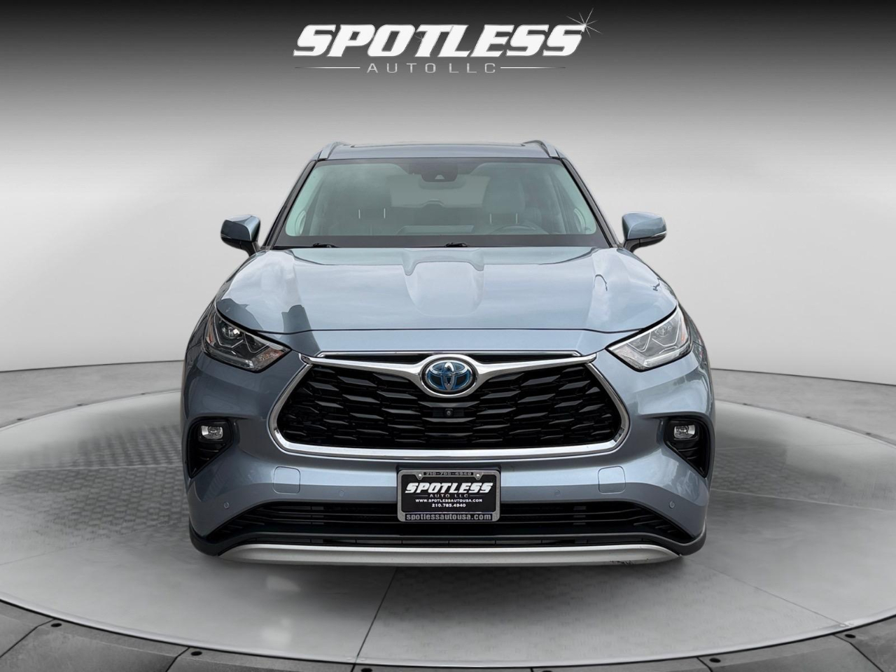 2021 Toyota Highlander Hybrid Platinum photo 4