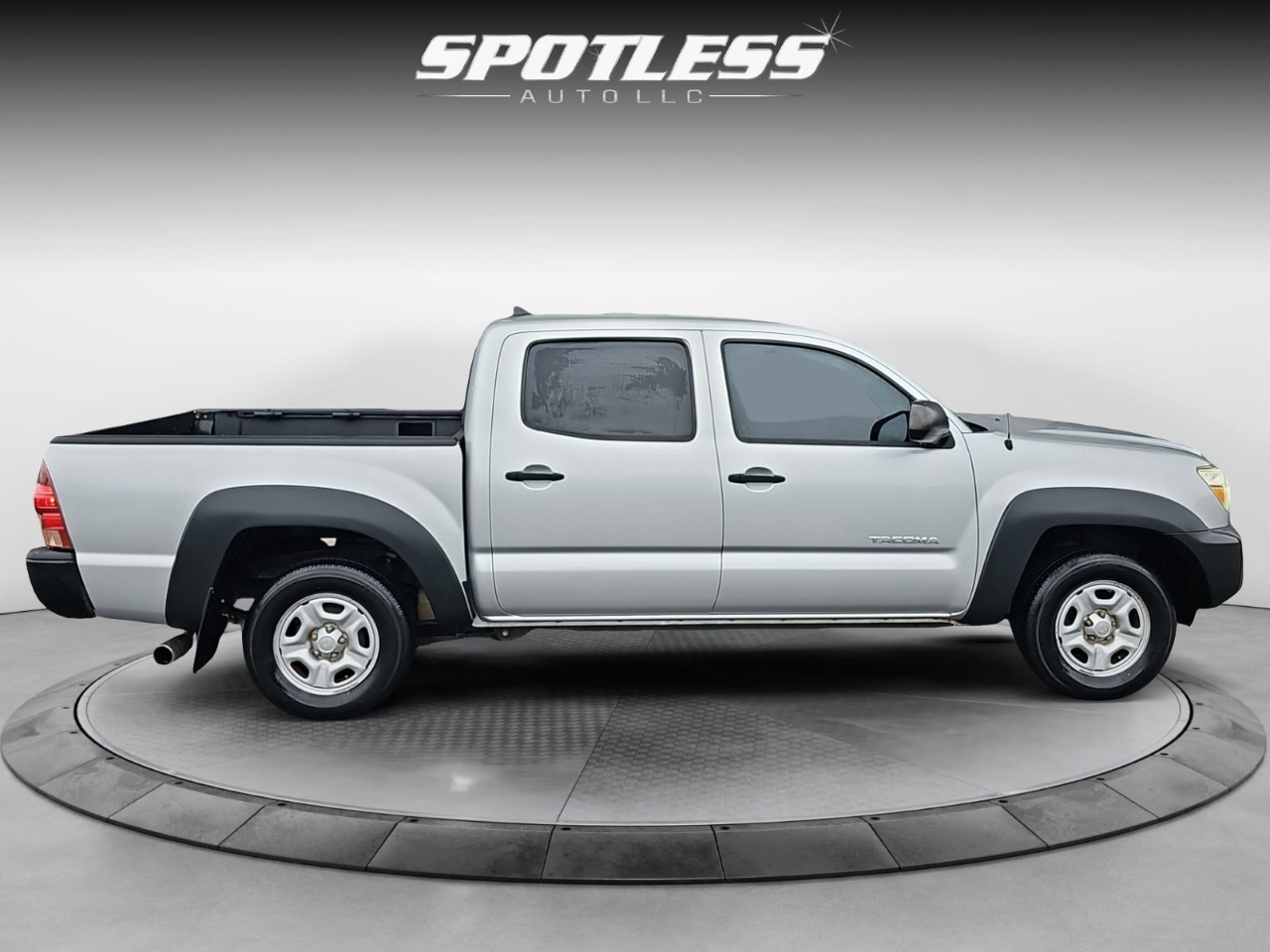 Toyota Tacoma Double Cab Auto 2WD 2012