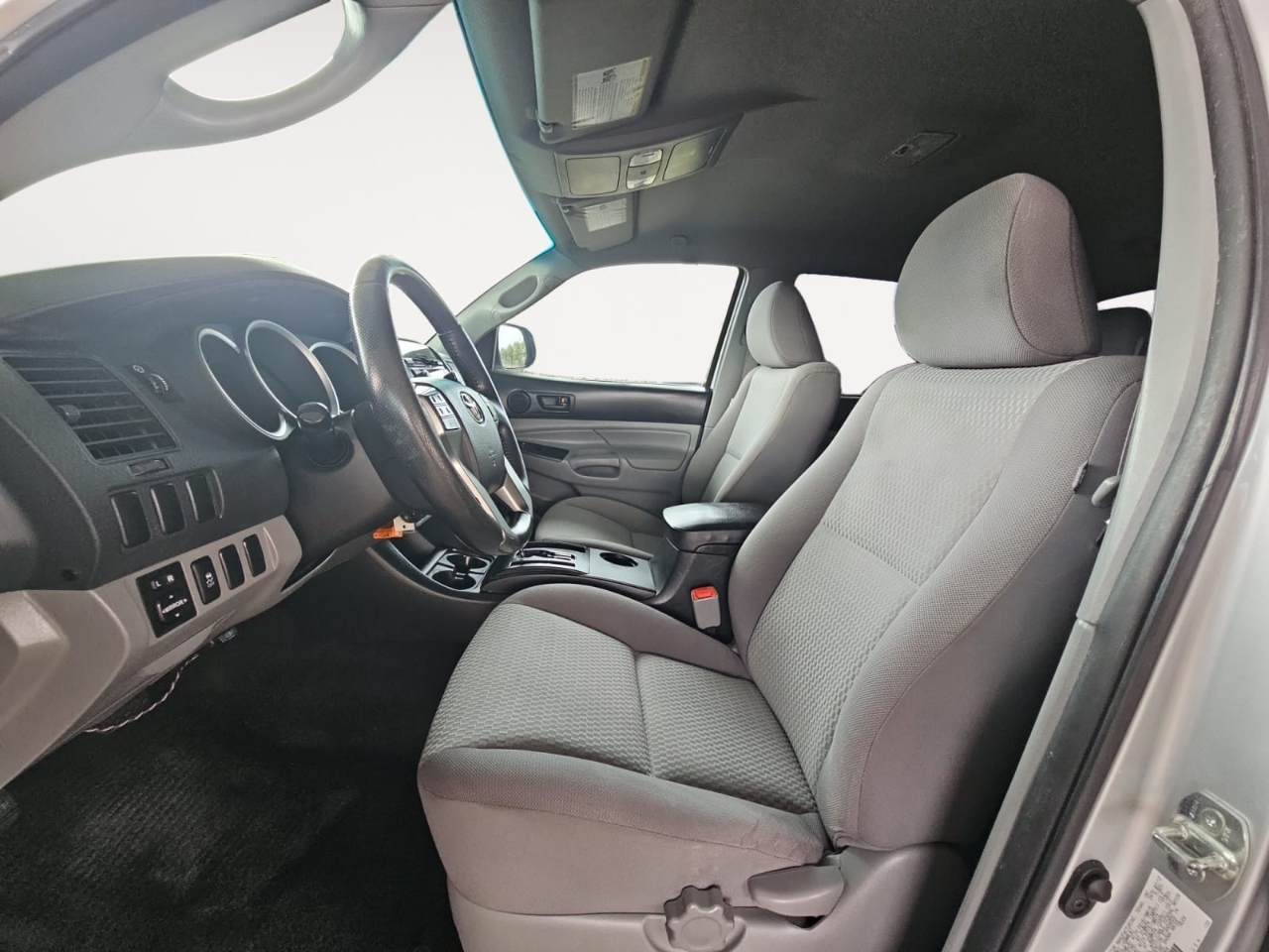 Toyota Tacoma Double Cab Auto 2WD 2012