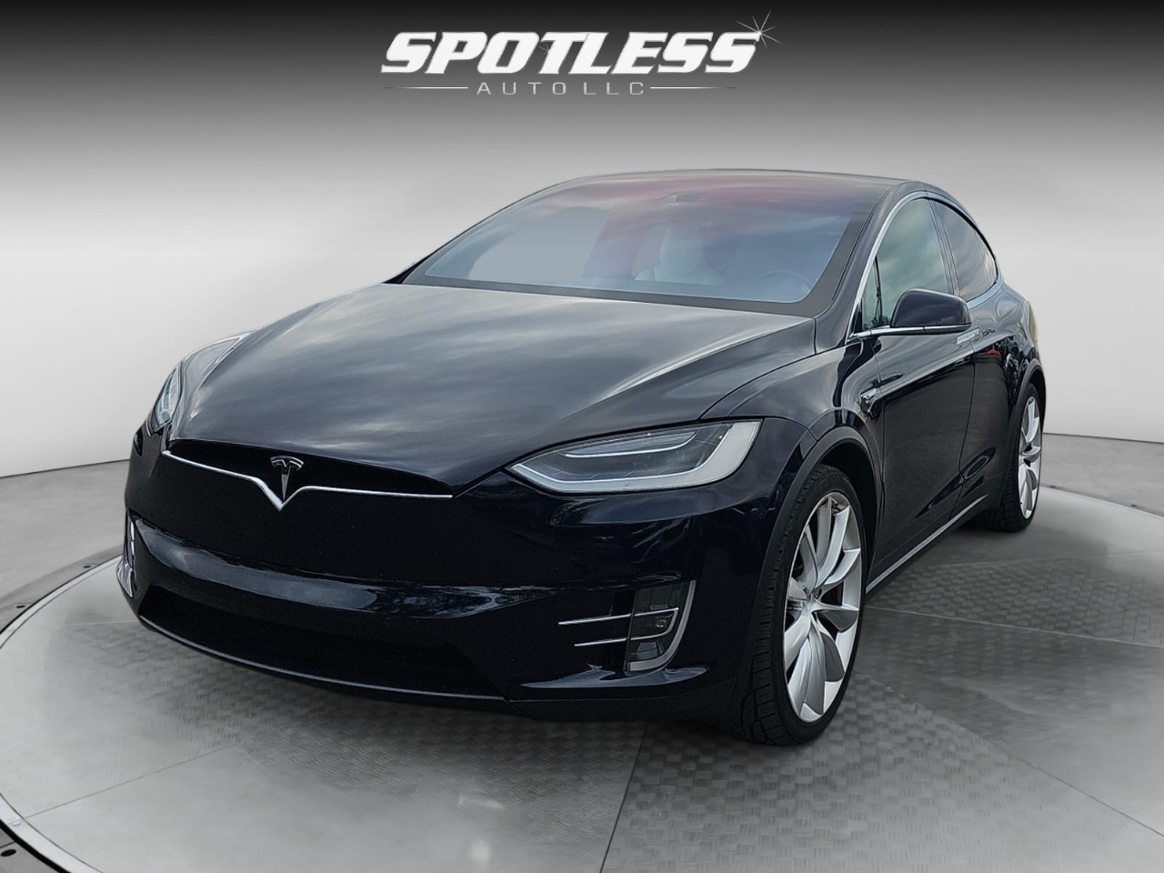 2016 Tesla Model X P90D's photo