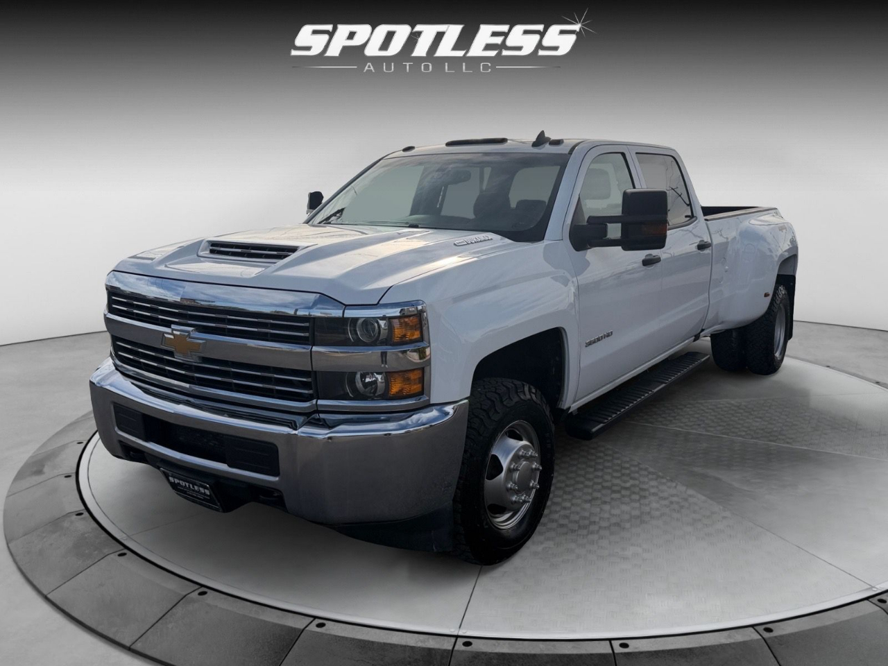 2018 Chevrolet Silverado 3500HD Work Truck Crew Cab 4WD
