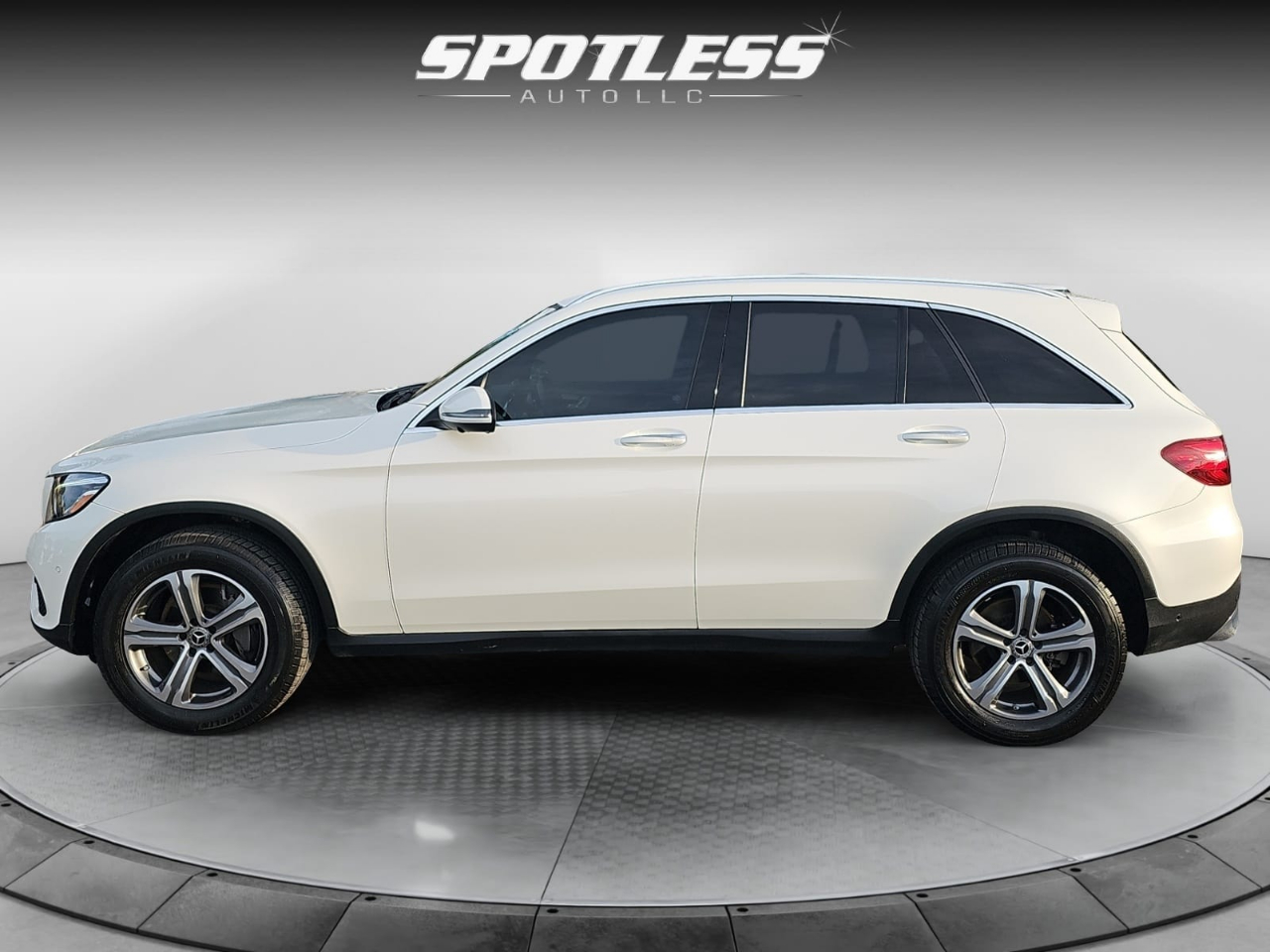 Mercedes-Benz GLC-Class GLC300 4MATIC 2018