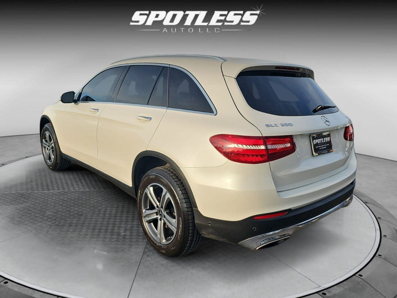 Mercedes-Benz GLC-Class GLC300 4MATIC 2018