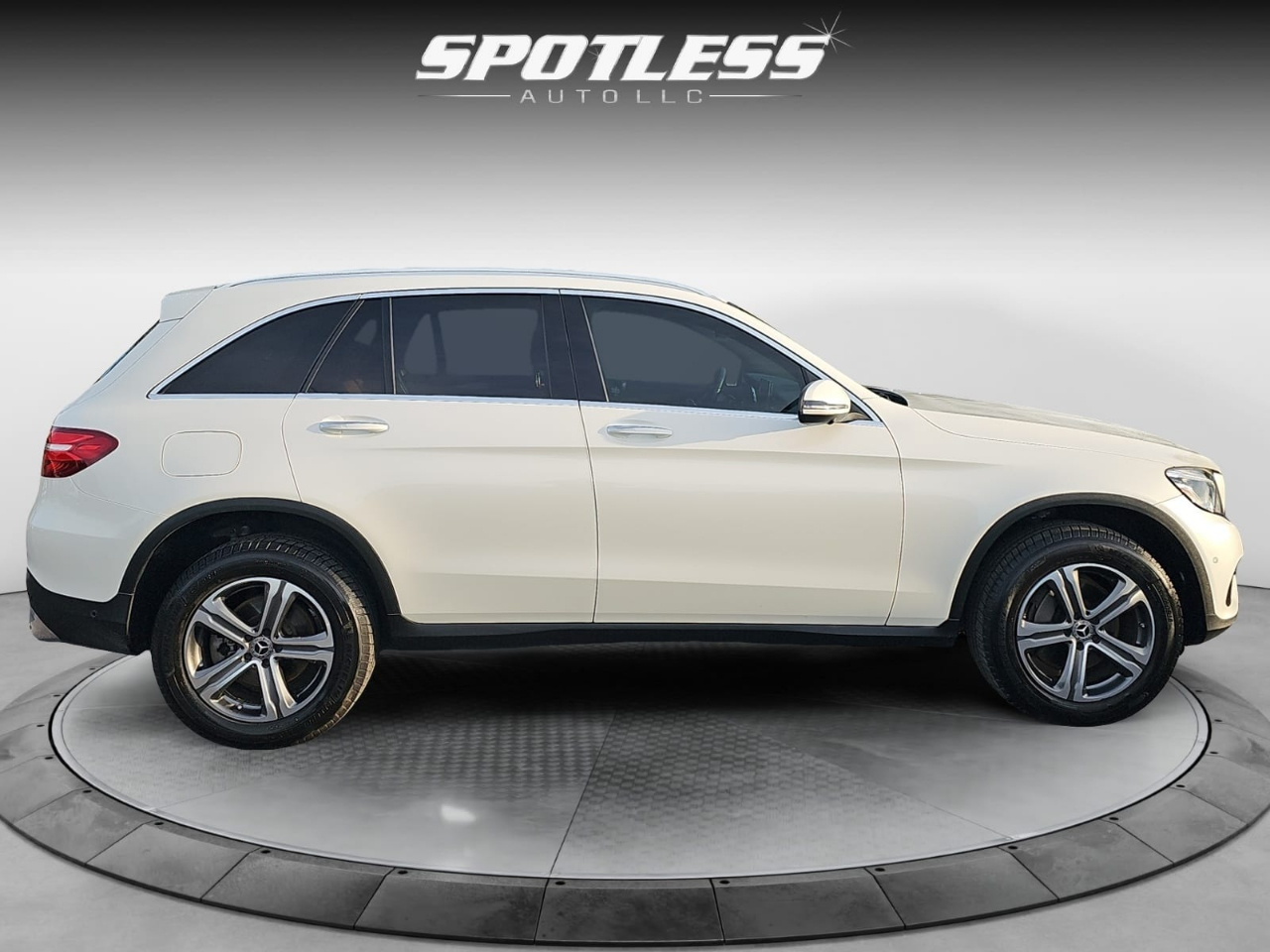 Mercedes-Benz GLC-Class GLC300 4MATIC 2018