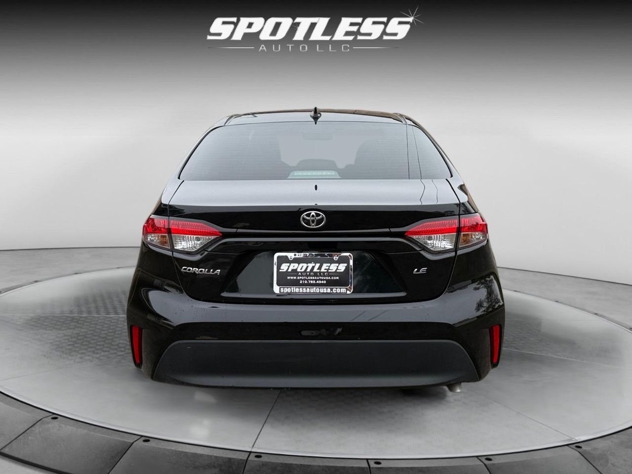 Toyota Corolla LE 2024