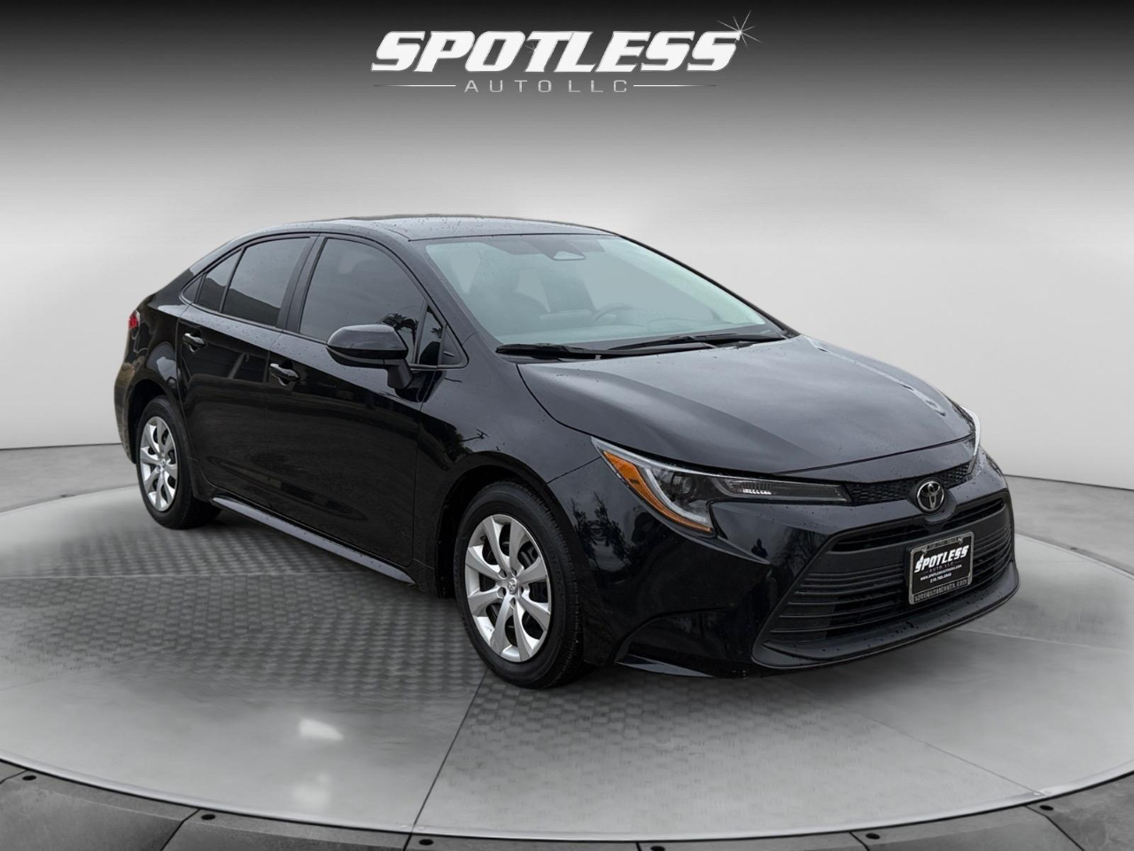 Toyota Corolla LE 2024