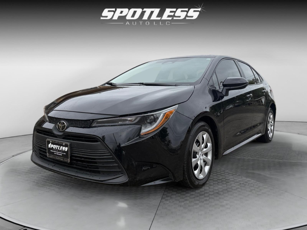 Toyota Corolla LE 2024