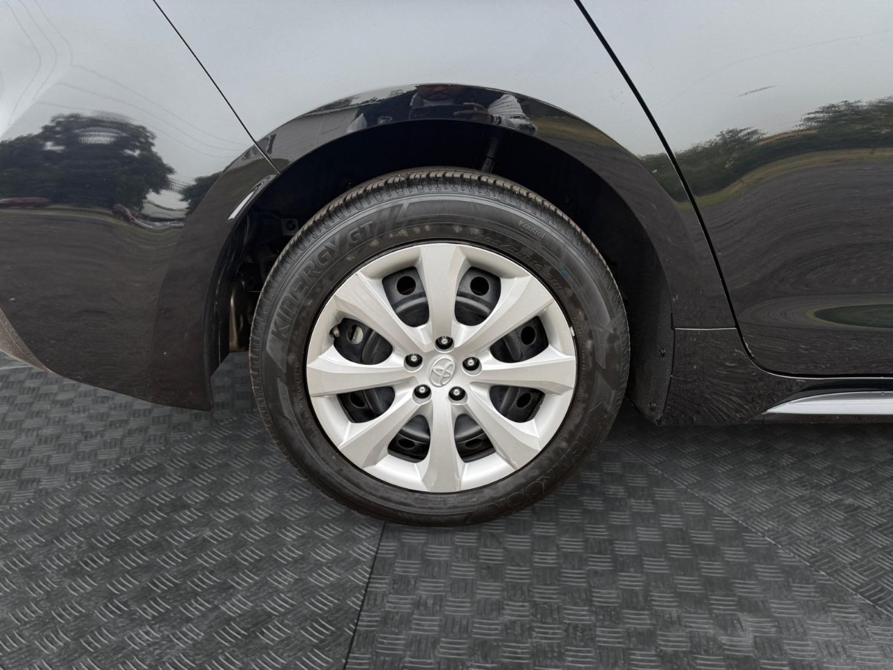 Toyota Corolla LE 2024