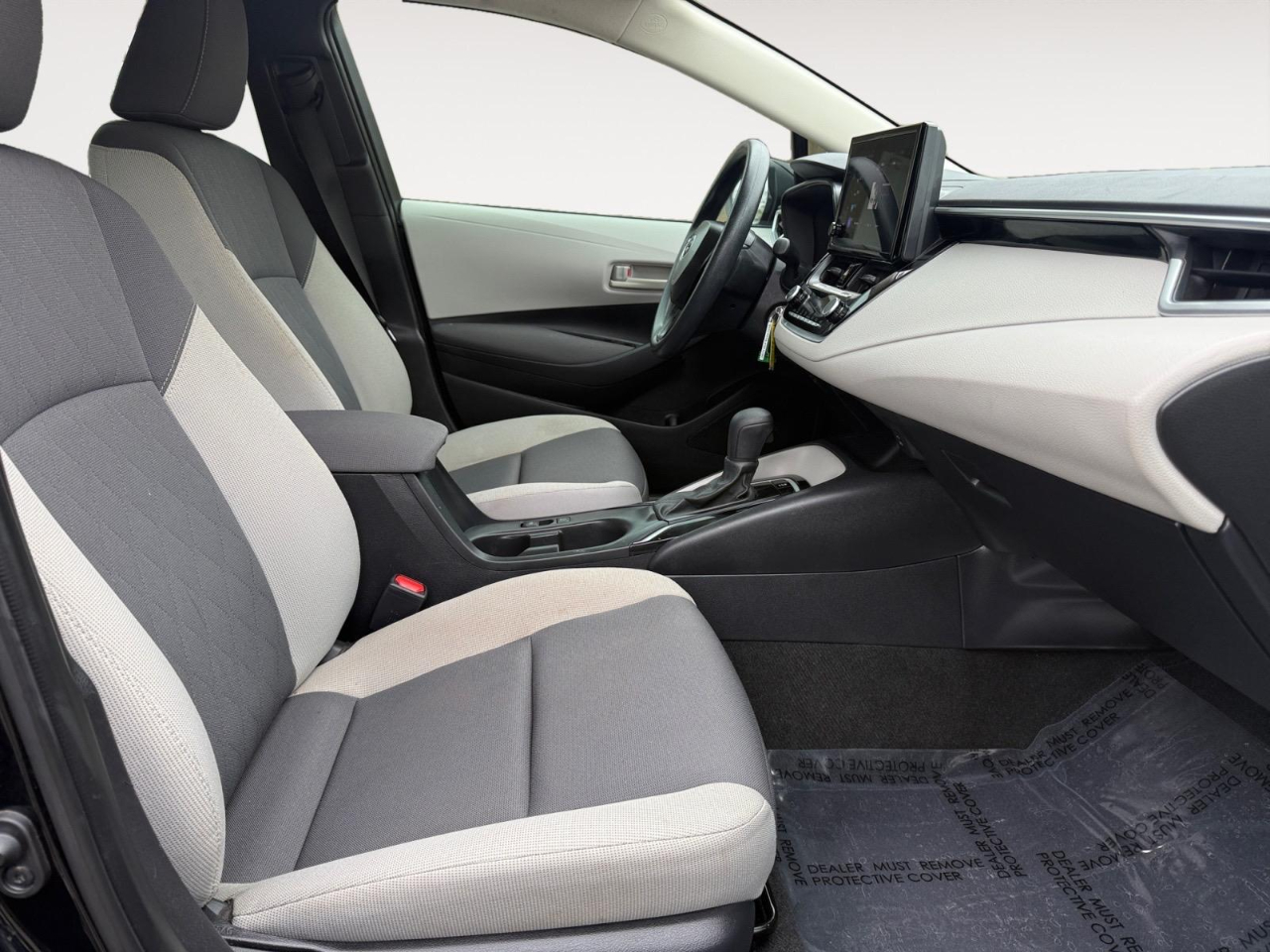 Toyota Corolla LE 2024