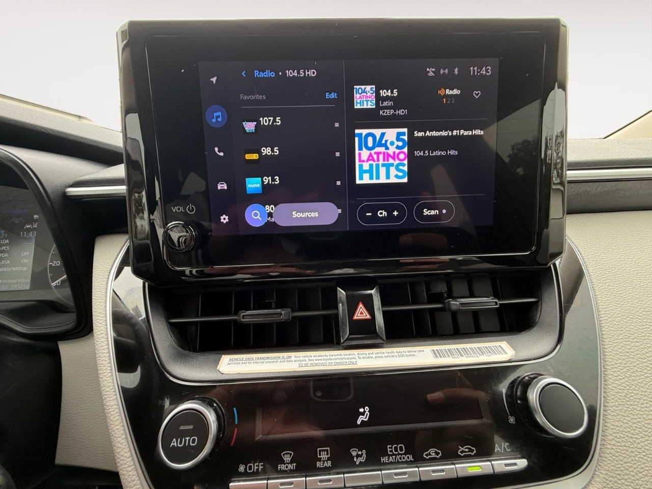 Toyota Corolla LE 2024