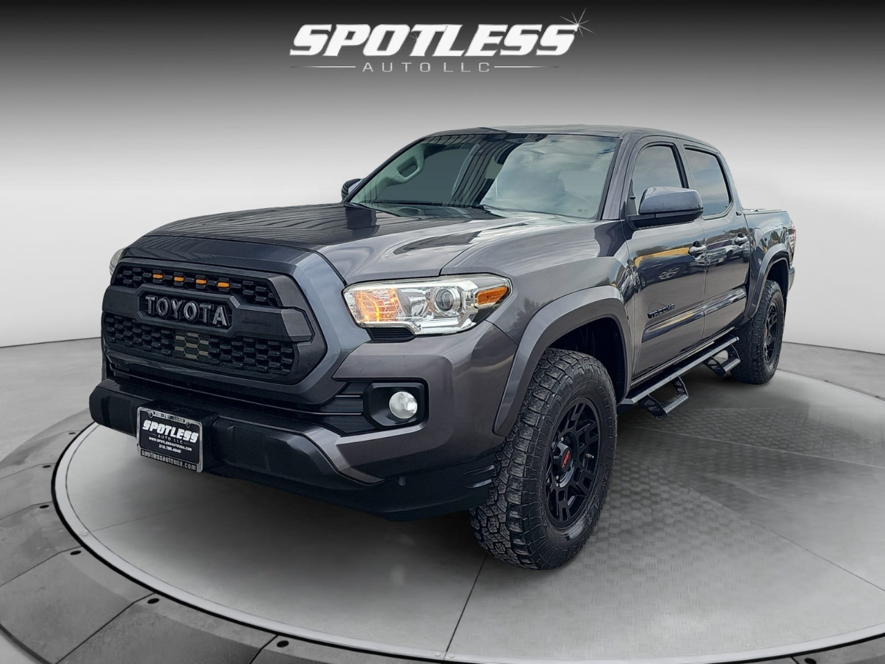 Toyota Tacoma SR5 2021