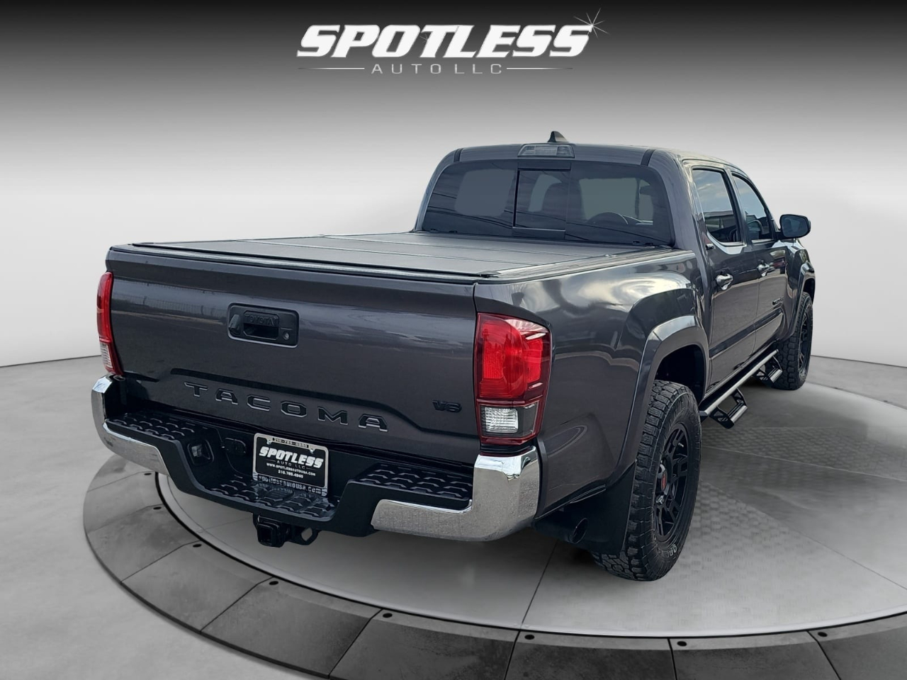 Toyota Tacoma SR5 2021