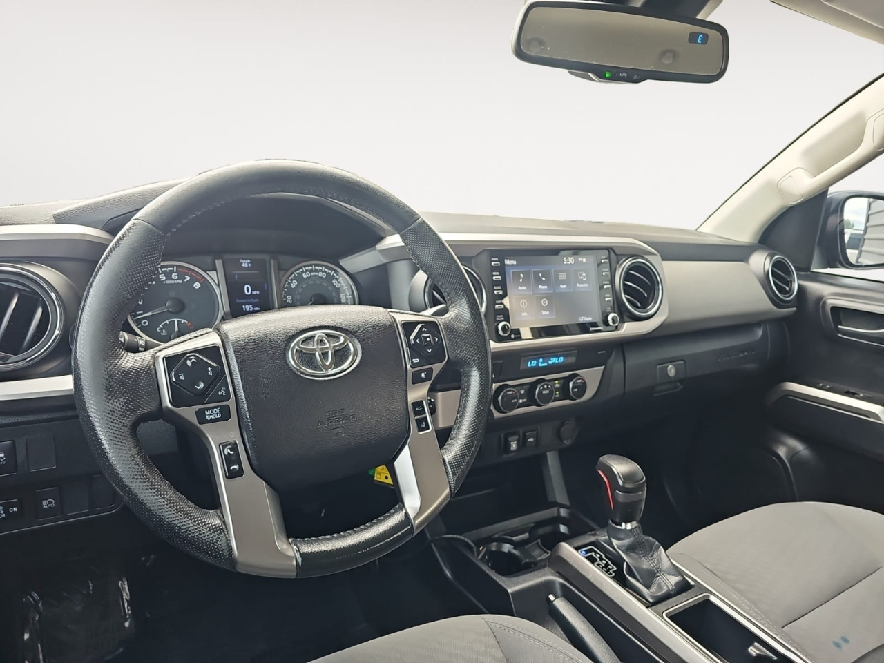 Toyota Tacoma SR5 2021