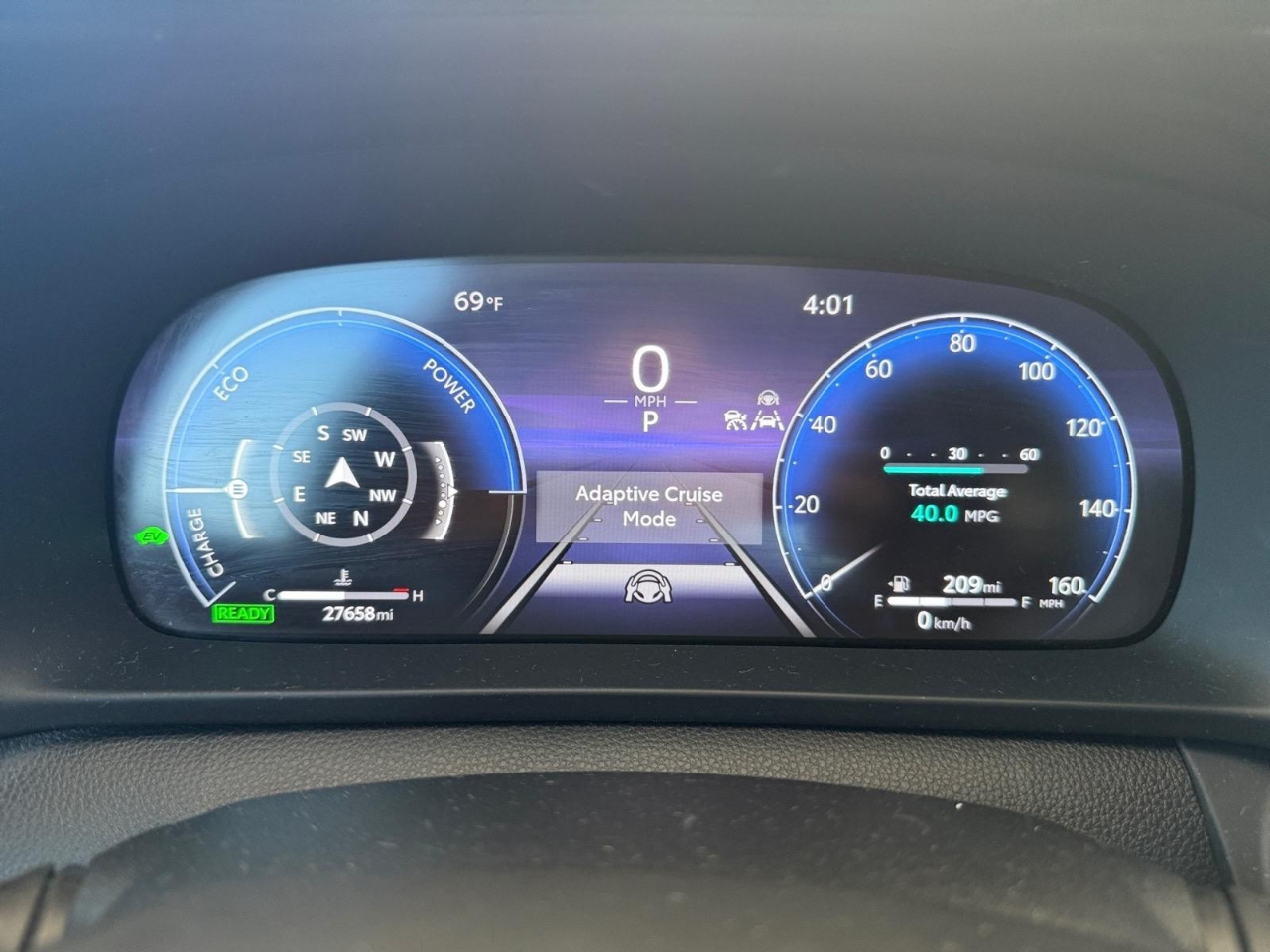 Toyota Crown XLE 2024