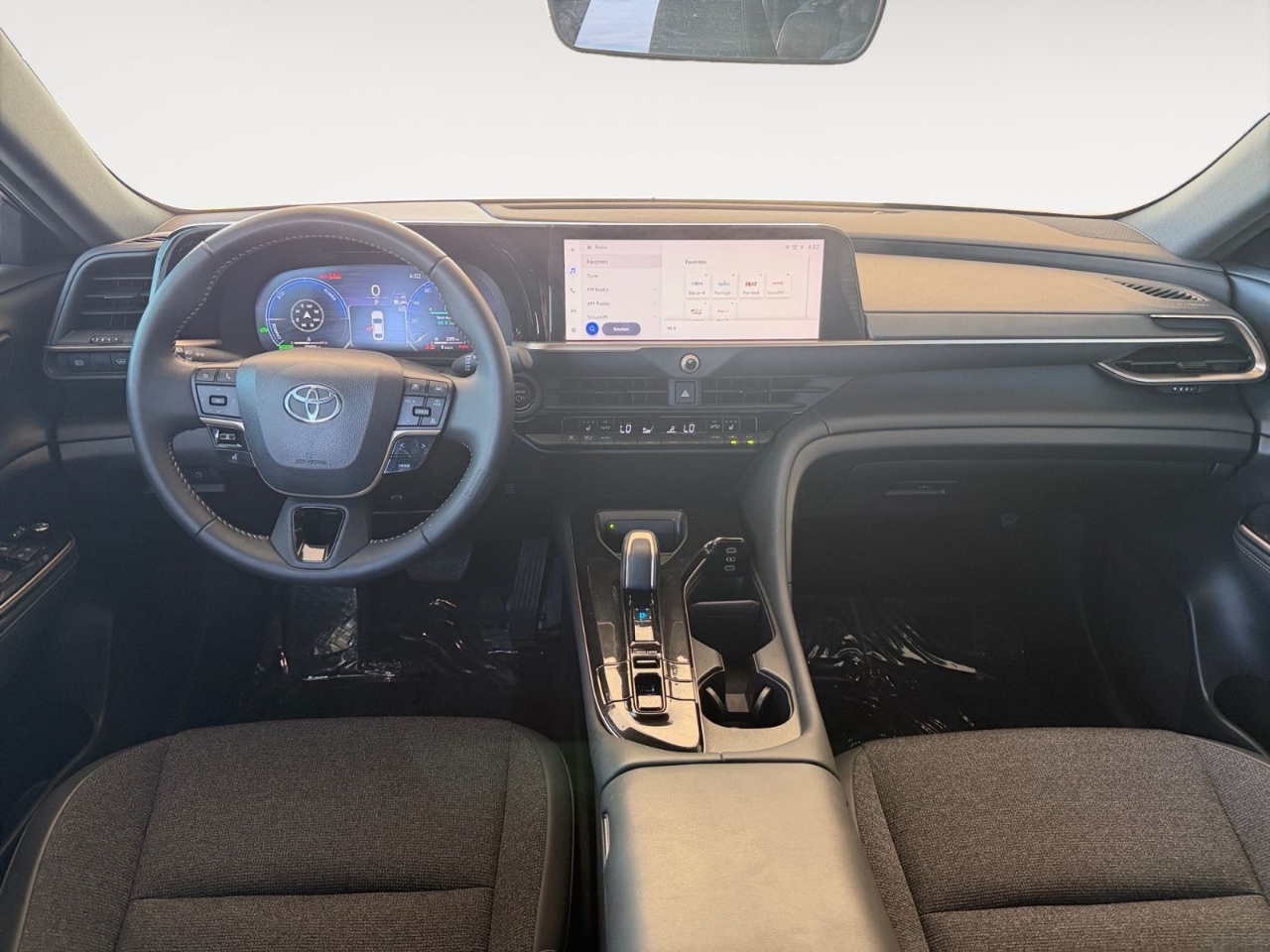 Toyota Crown XLE 2024