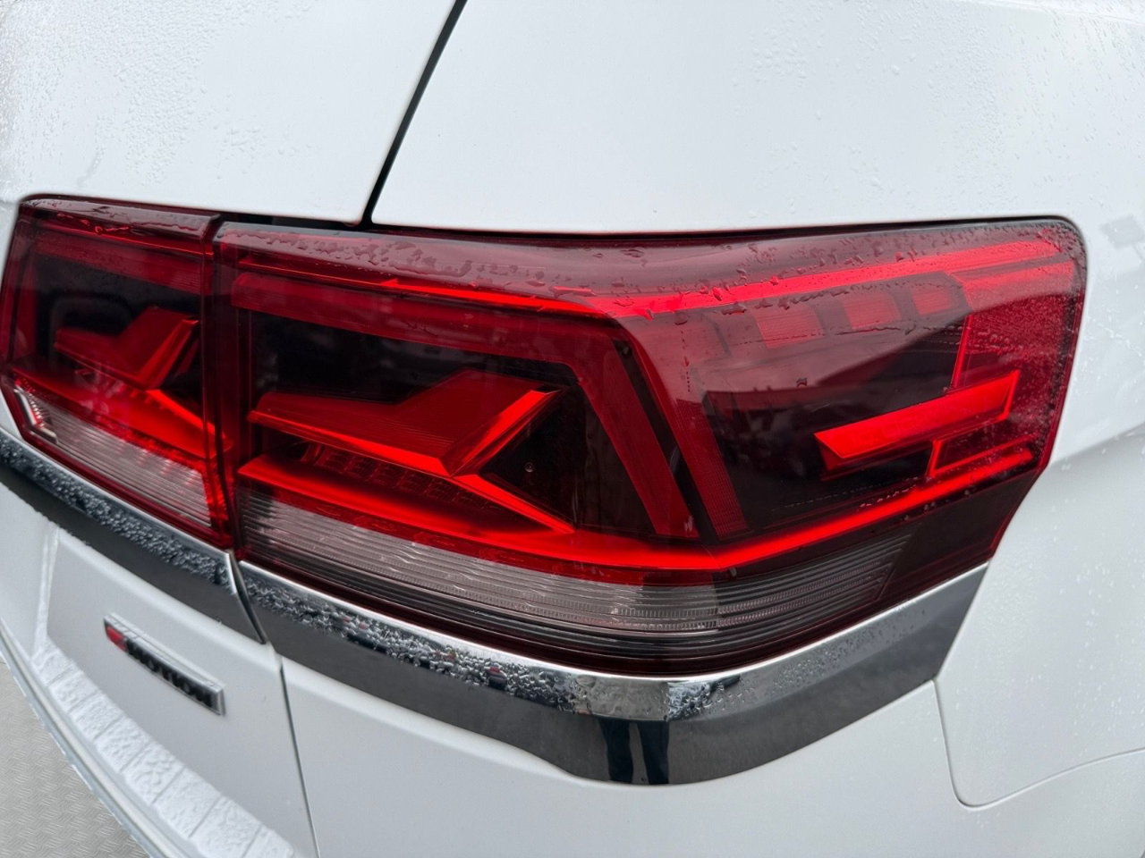 Volkswagen Atlas V6 SEL Premium R-Line 4MOTION 2022