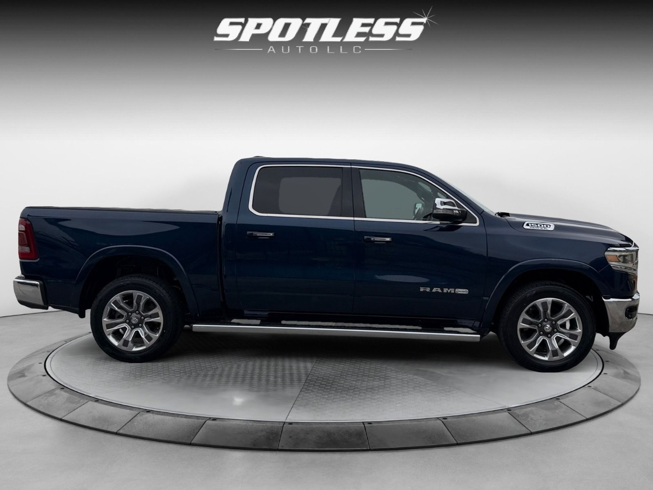 RAM 1500 Longhorn Crew Cab SWB 2WD 2019