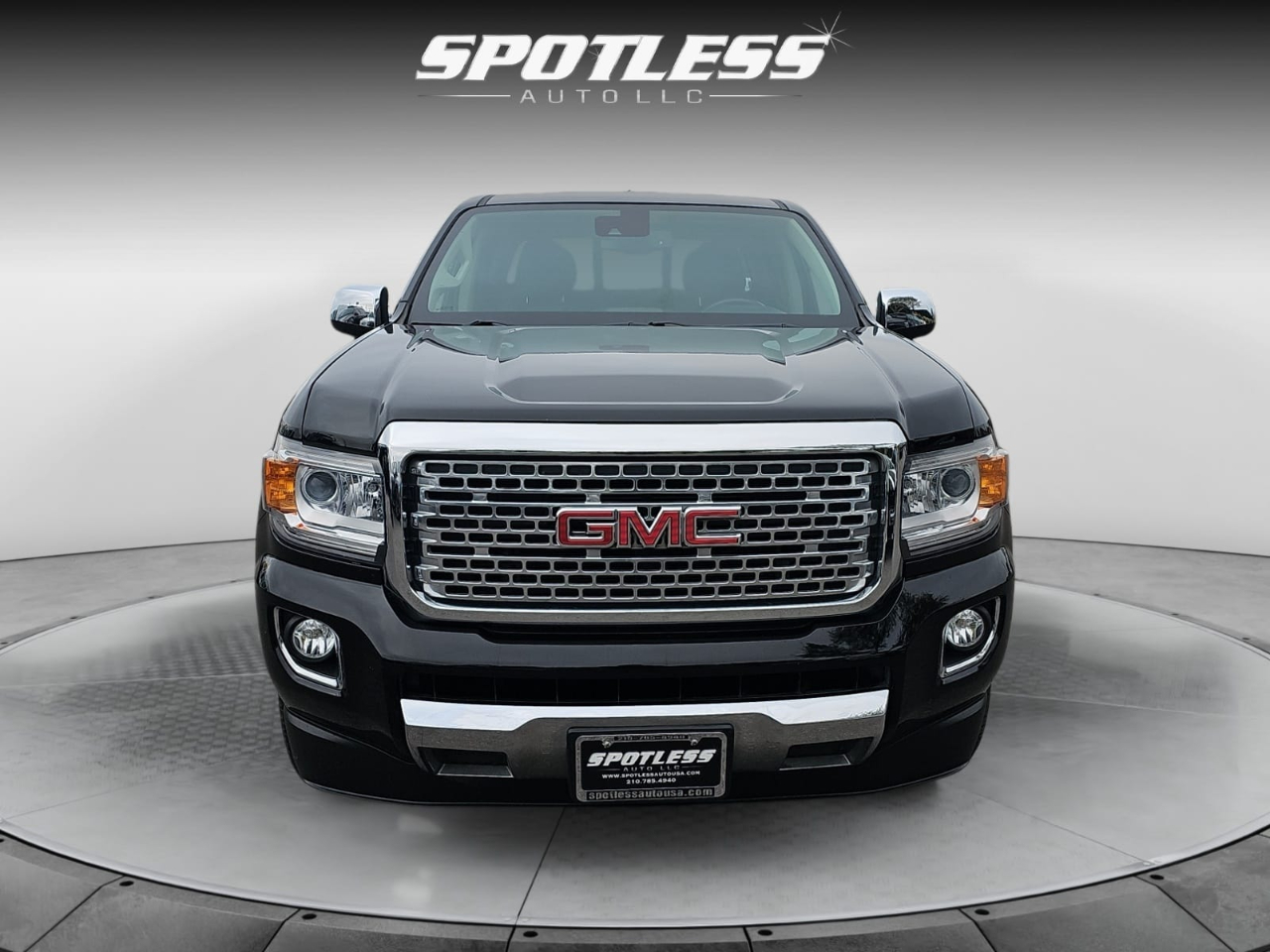 GMC Canyon Denali Crew Cab 2WD Long Box 2019