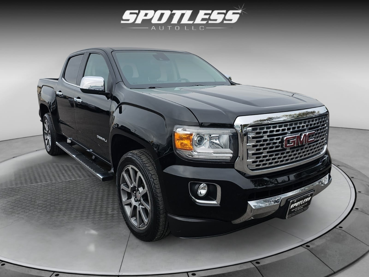 GMC Canyon Denali Crew Cab 2WD Long Box 2019