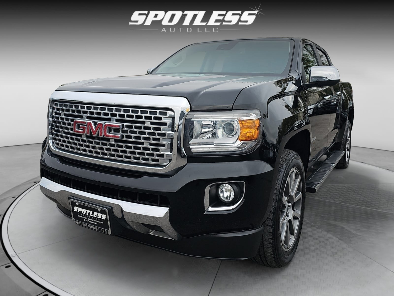 GMC Canyon Denali Crew Cab 2WD Long Box 2019
