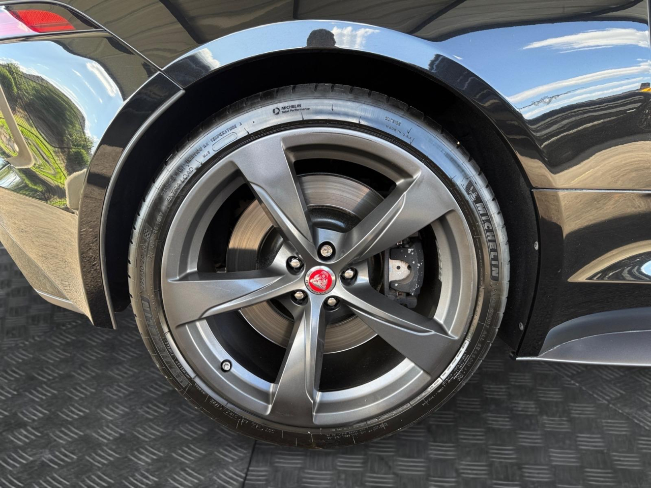 Jaguar F-Type 400 Sport Coupe 2018