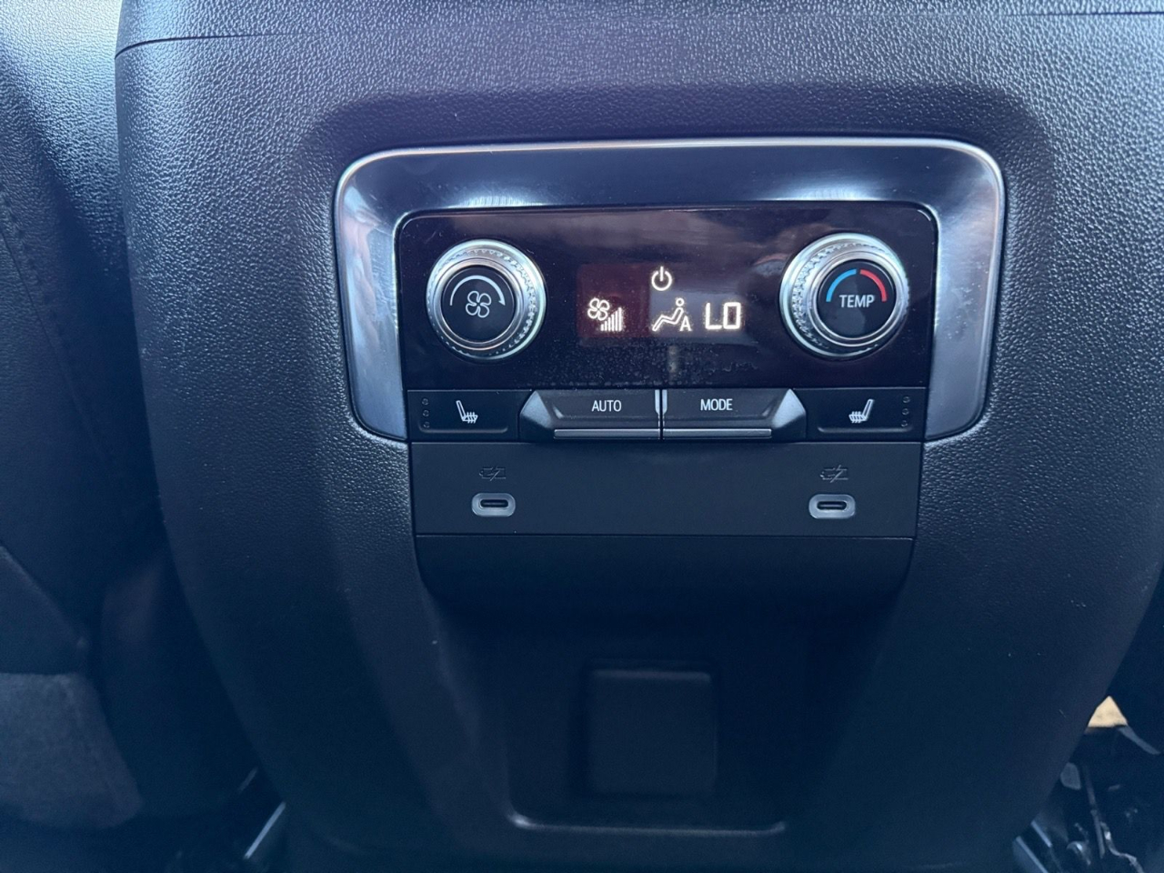 GMC Yukon XL SLT 4WD 2022