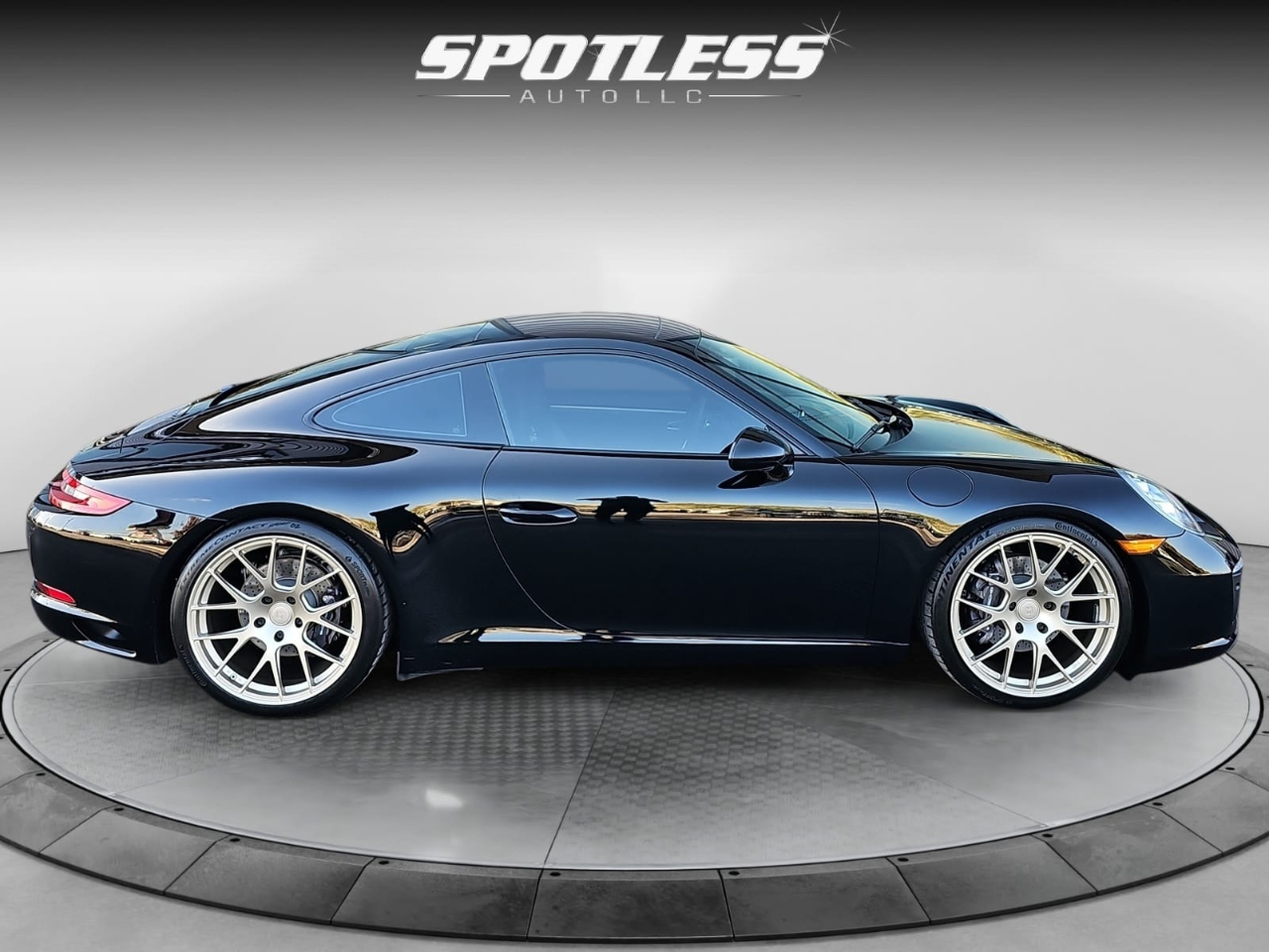 Porsche 911 Carrera 2018