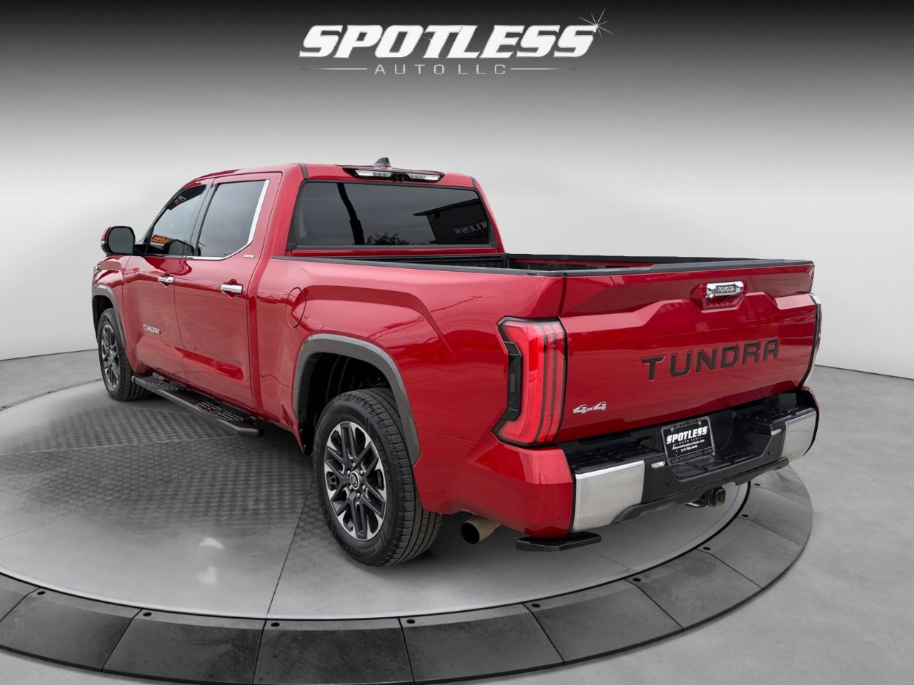 Toyota Tundra Limited CrewMax 4WD Long Bed Hybrid 2022