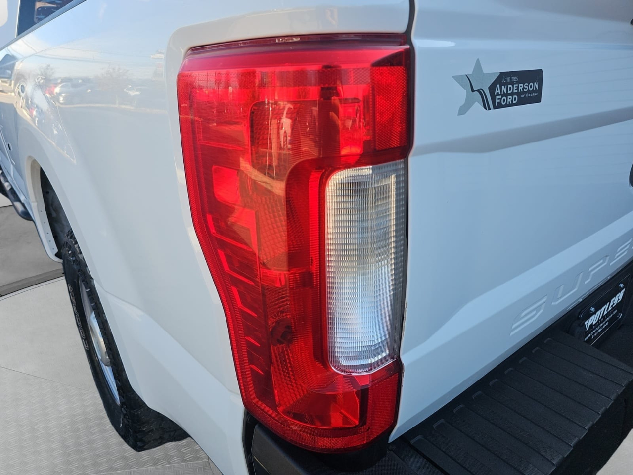 Ford F-250 SD Lariat SuperCab Long Bed 2WD 2018