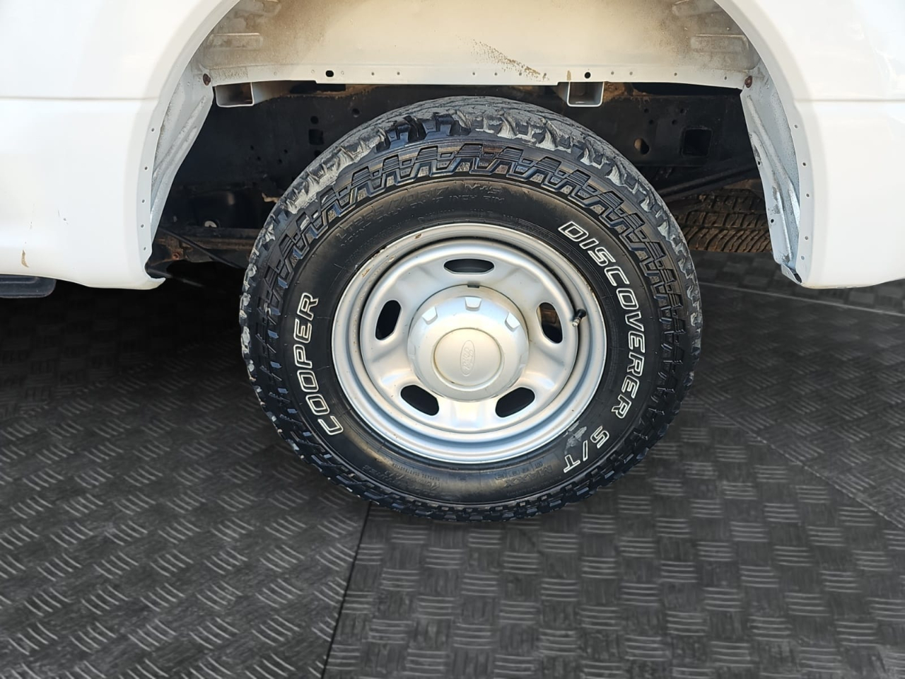 Ford F-250 SD Lariat SuperCab Long Bed 2WD 2018