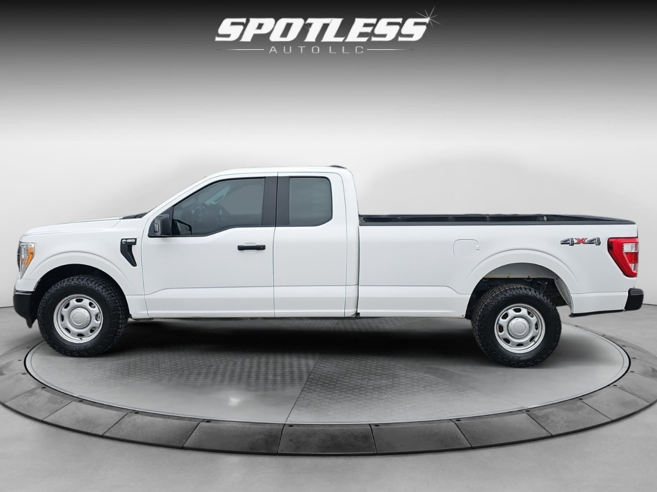 Ford F-150 XL 4WD 2022