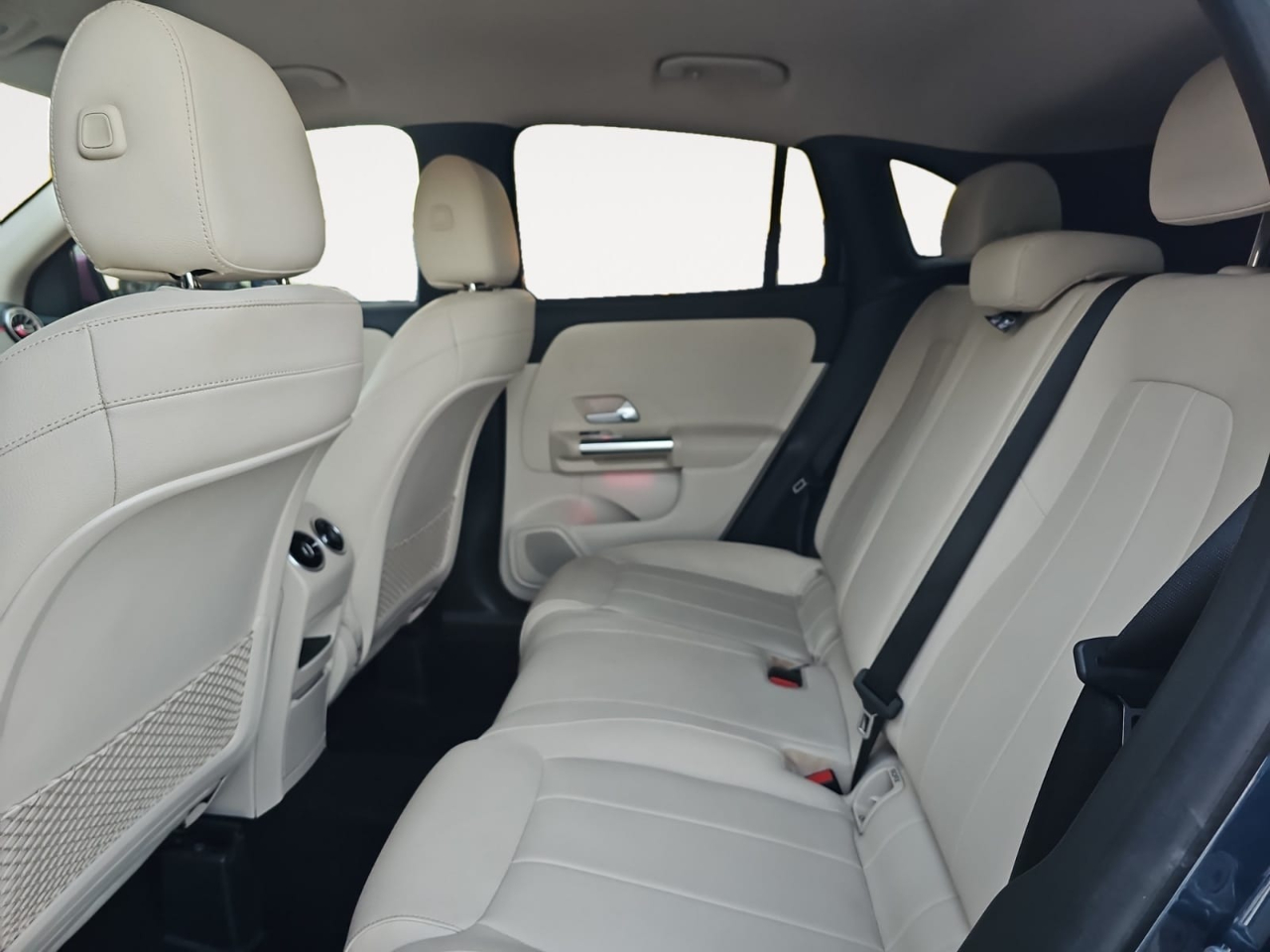 Mercedes-Benz GLA-Class GLA250 2021