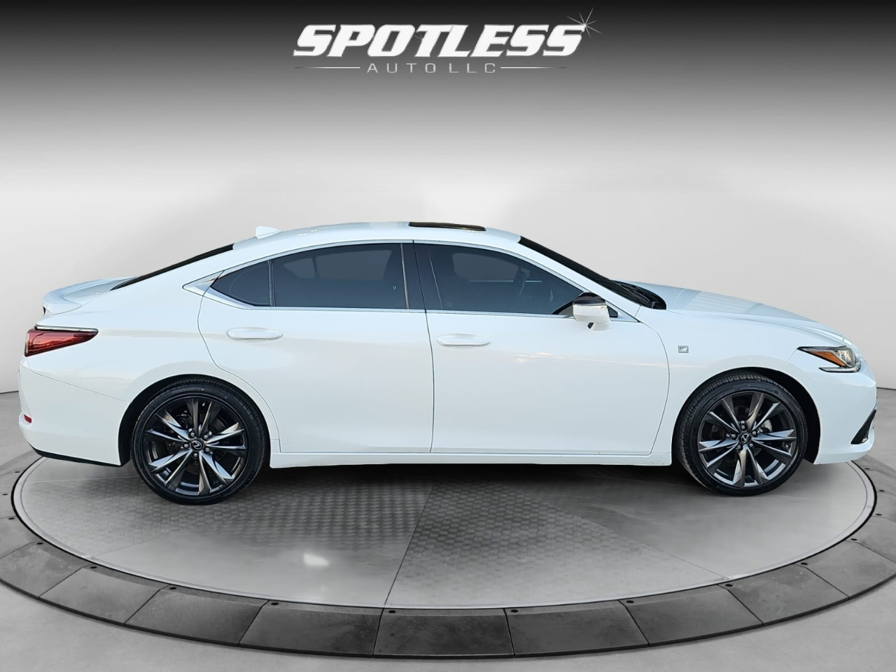 Lexus ES 350 F SPORT 2019