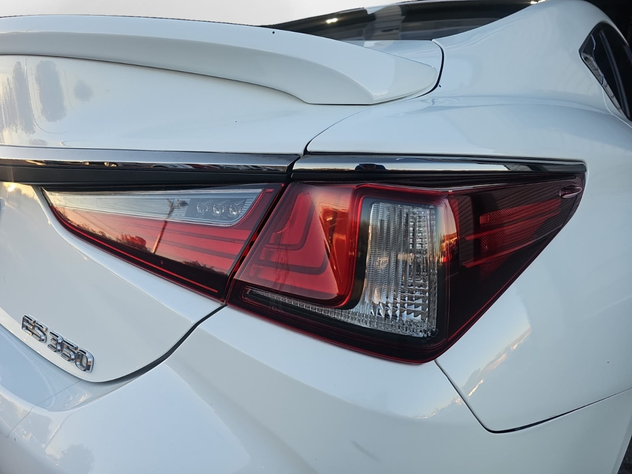 Lexus ES 350 F SPORT 2019