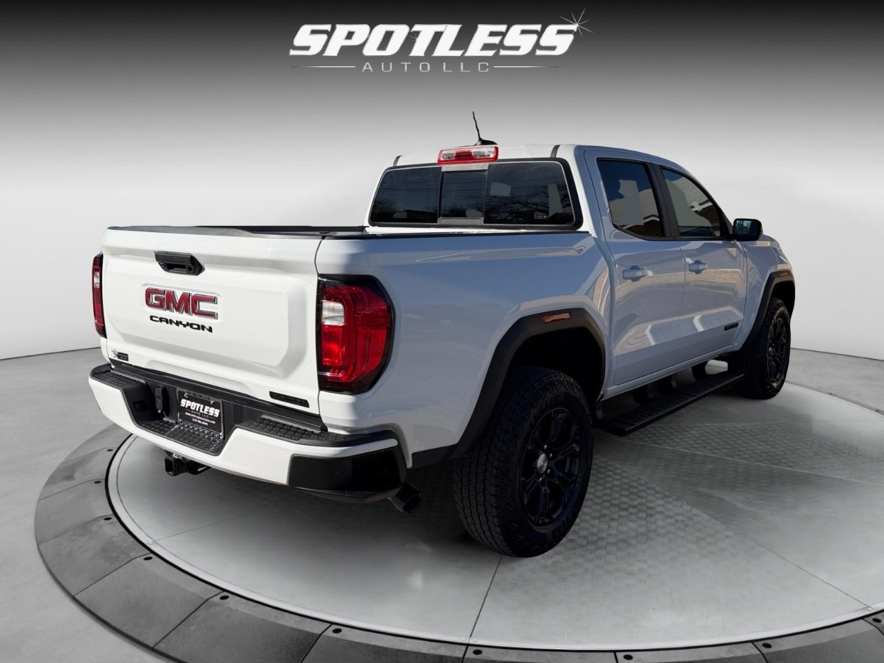 GMC Canyon Elevation Crew Cab 2WD 2024