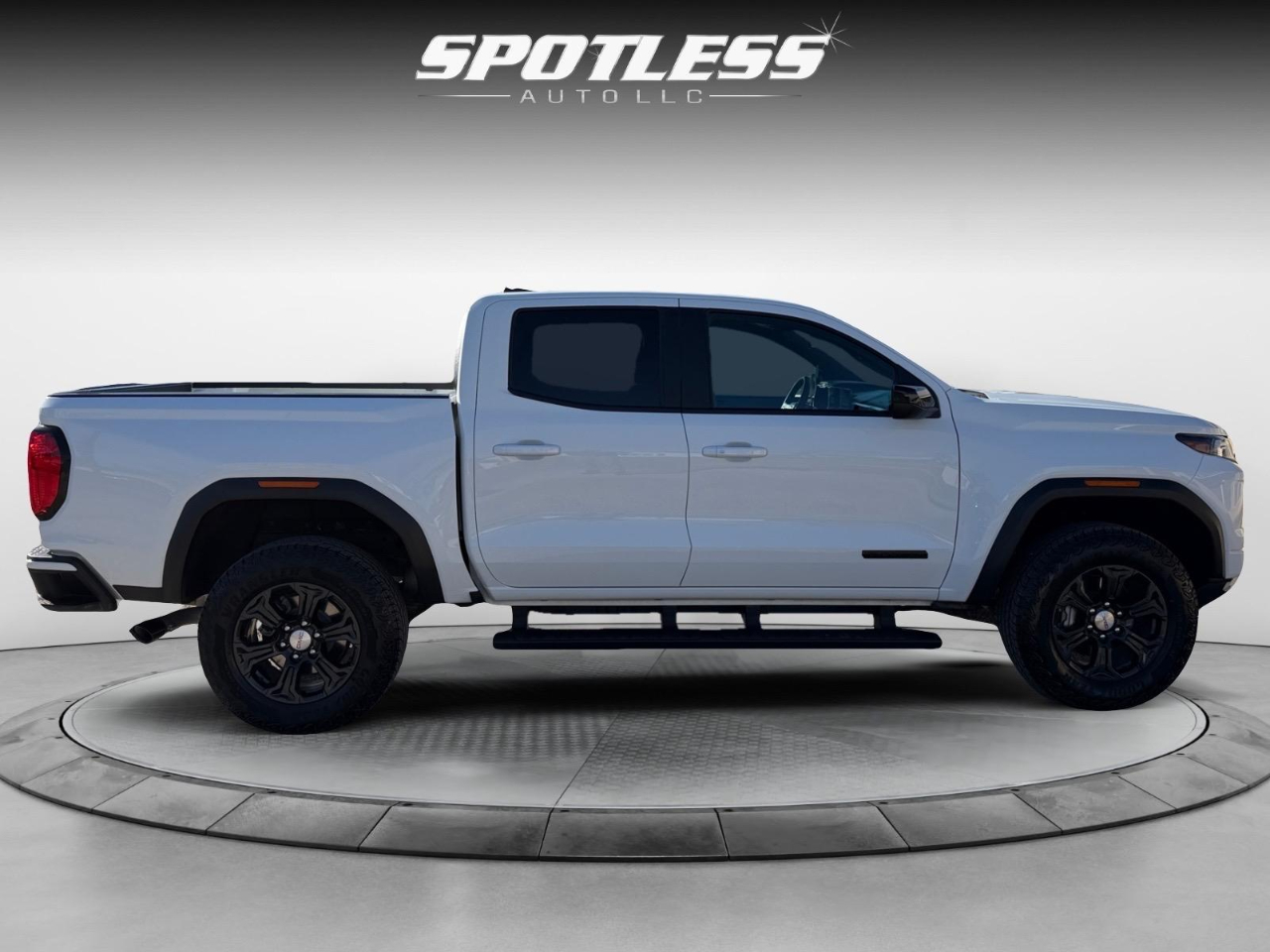 GMC Canyon Elevation Crew Cab 2WD 2024