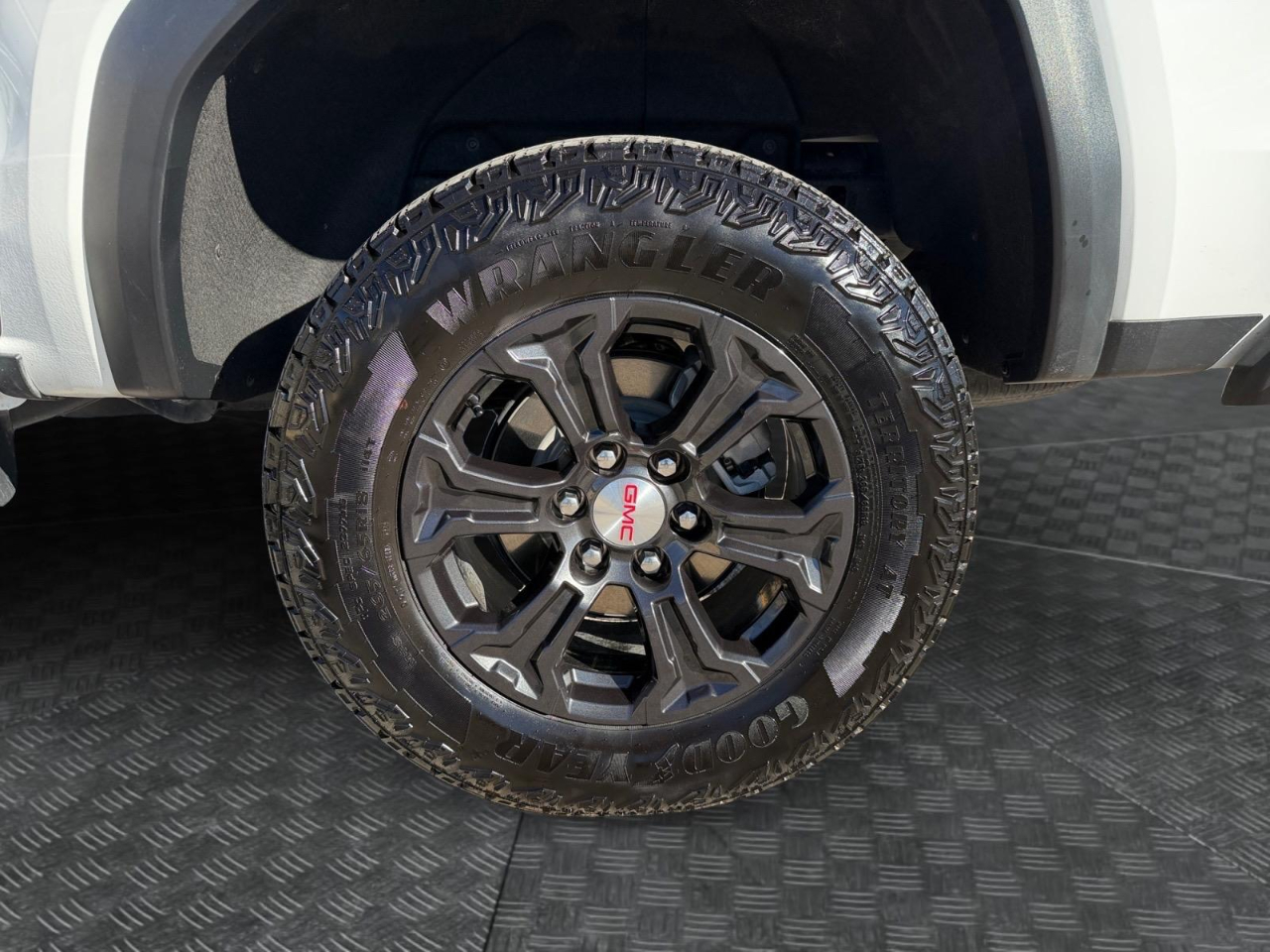 GMC Canyon Elevation Crew Cab 2WD 2024