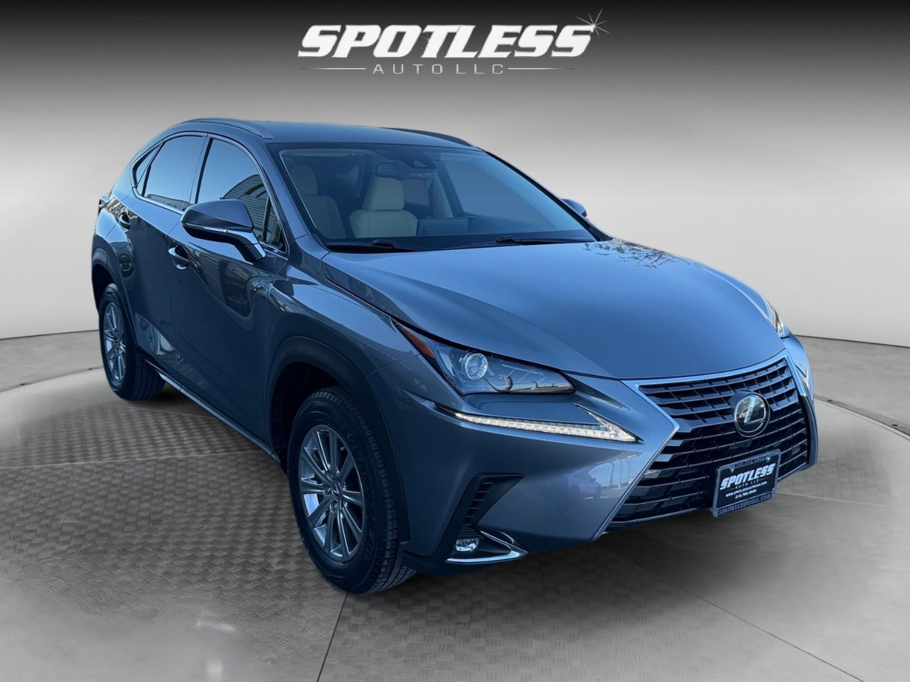 Lexus NX 300 Base 2020